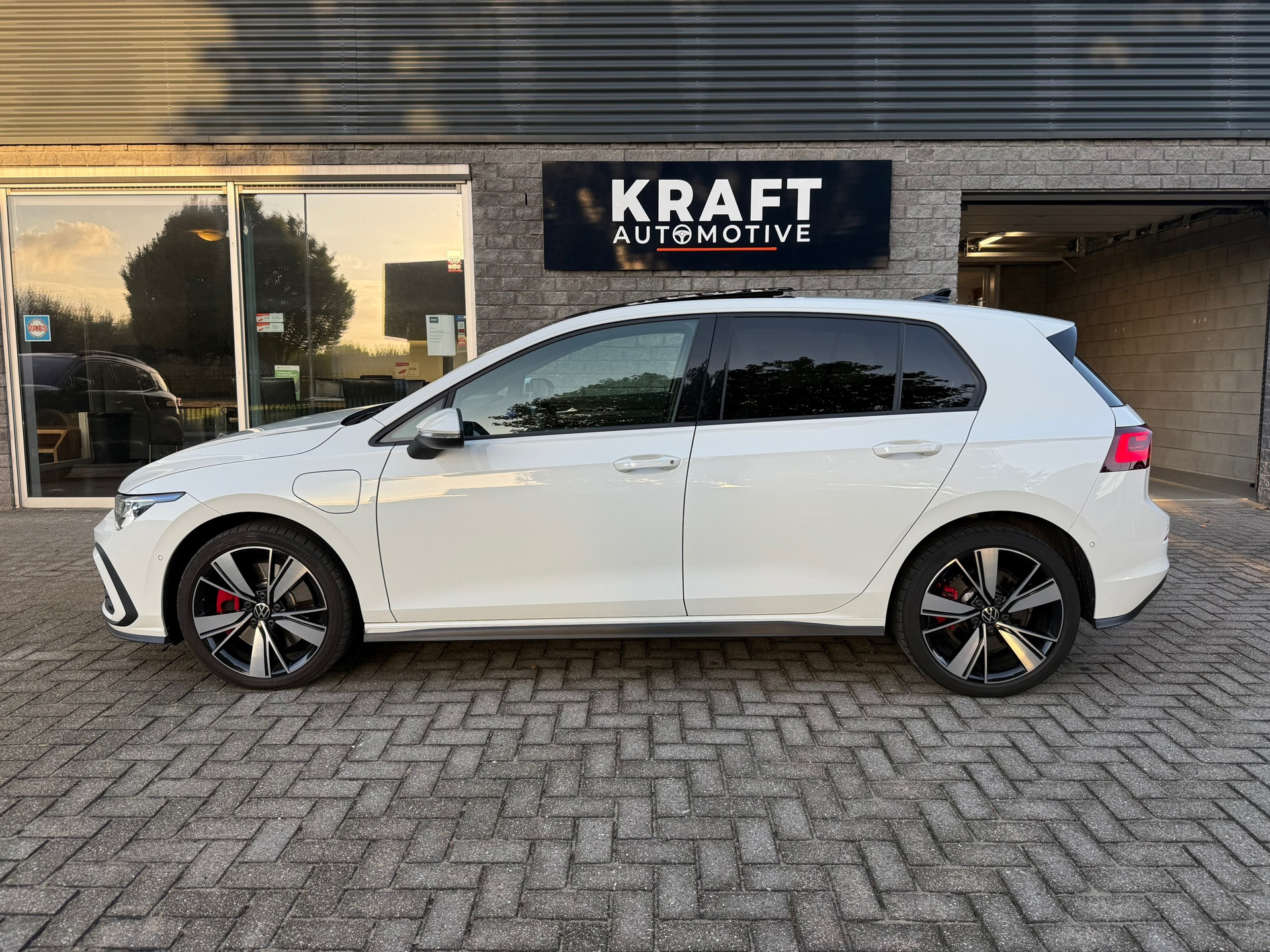 Foto van Volkswagen Golf GTE