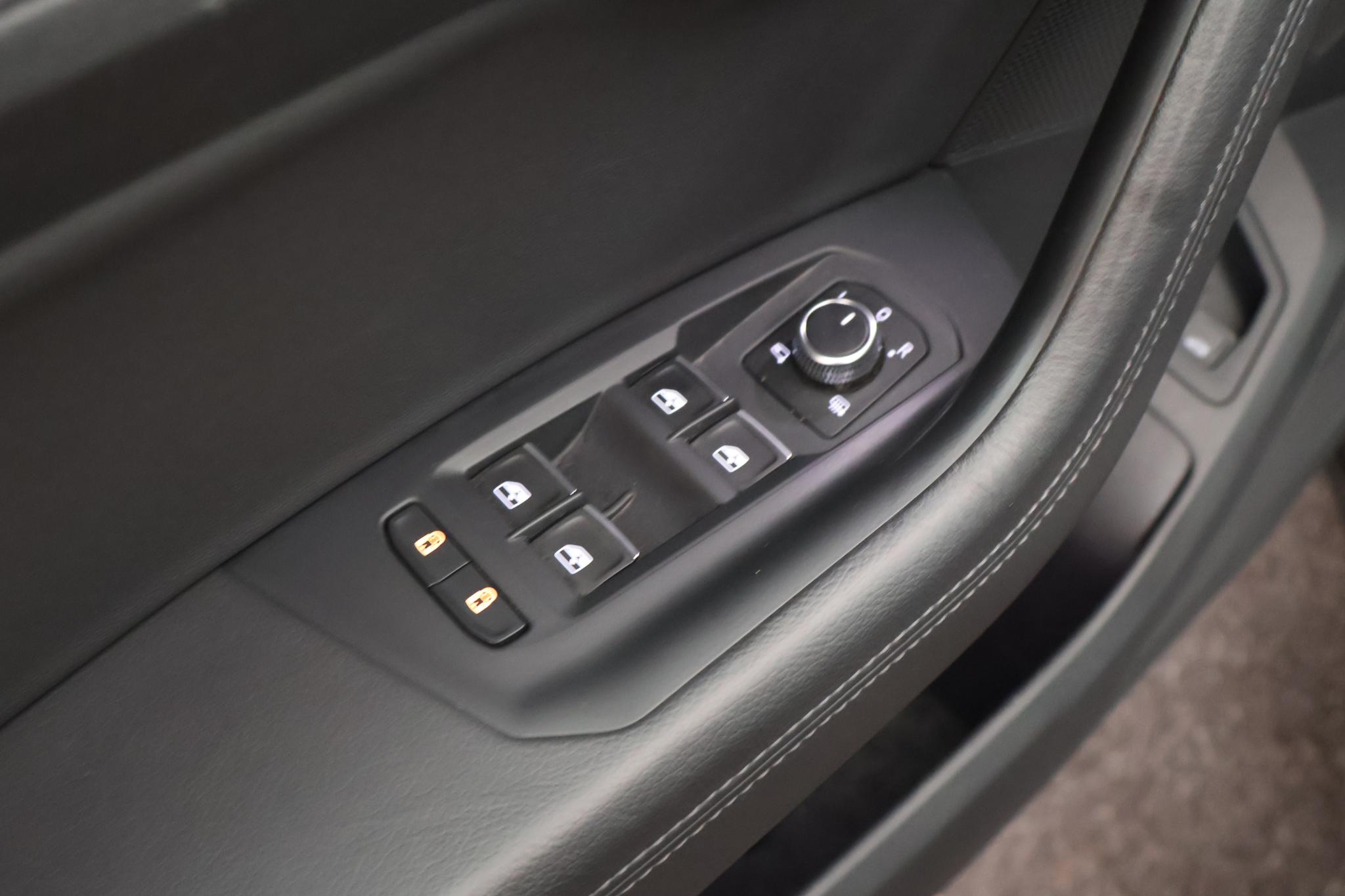 Foto van Volkswagen Touareg Ehybrid