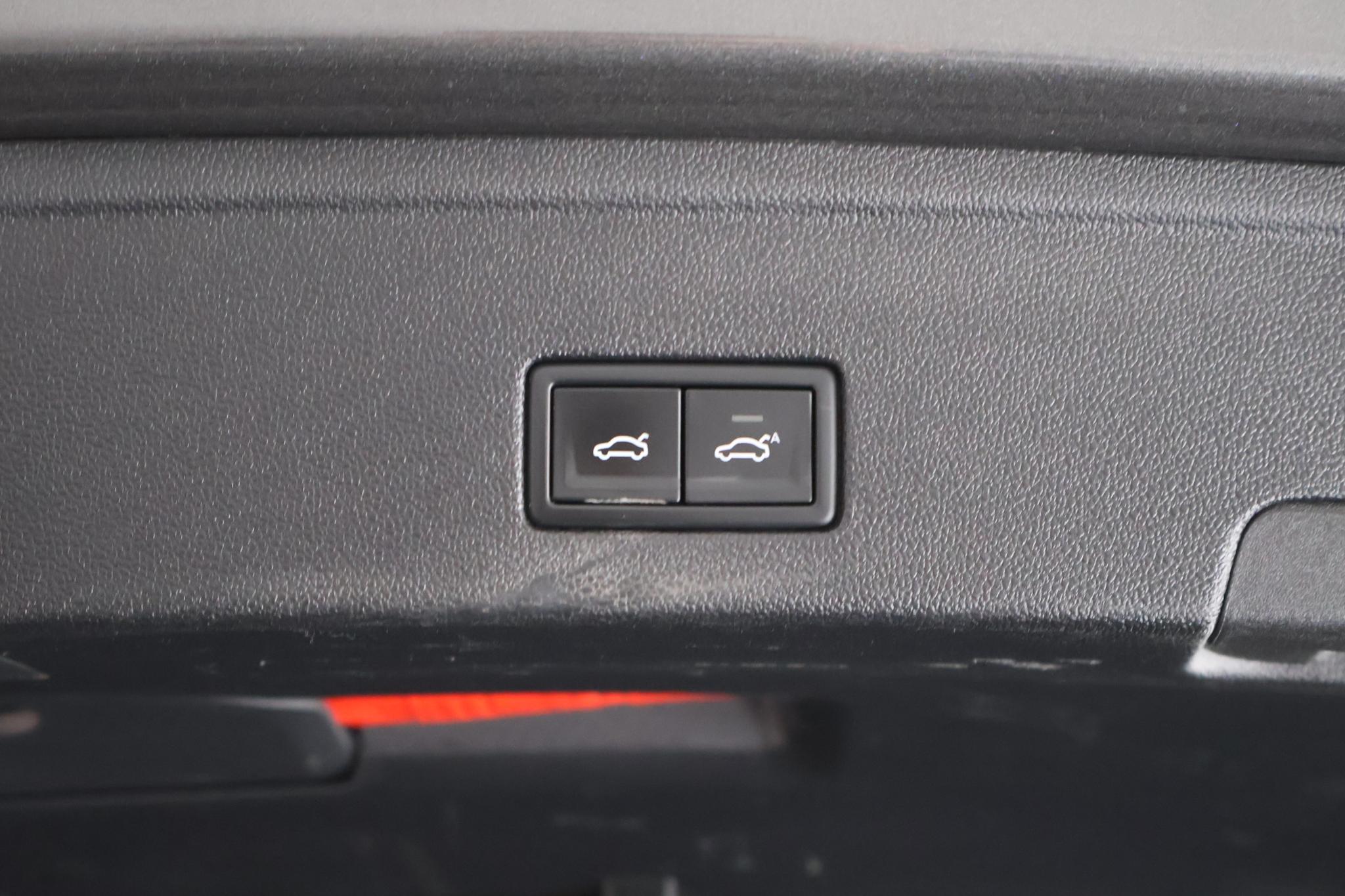 Foto van Volkswagen Touareg Ehybrid