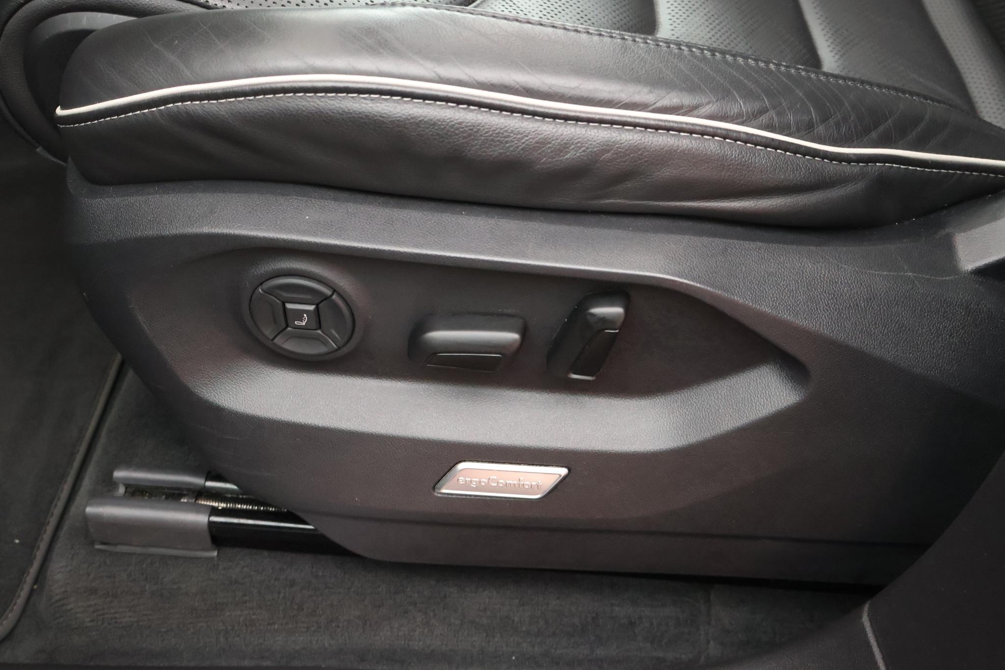 Foto van Volkswagen Touareg Ehybrid