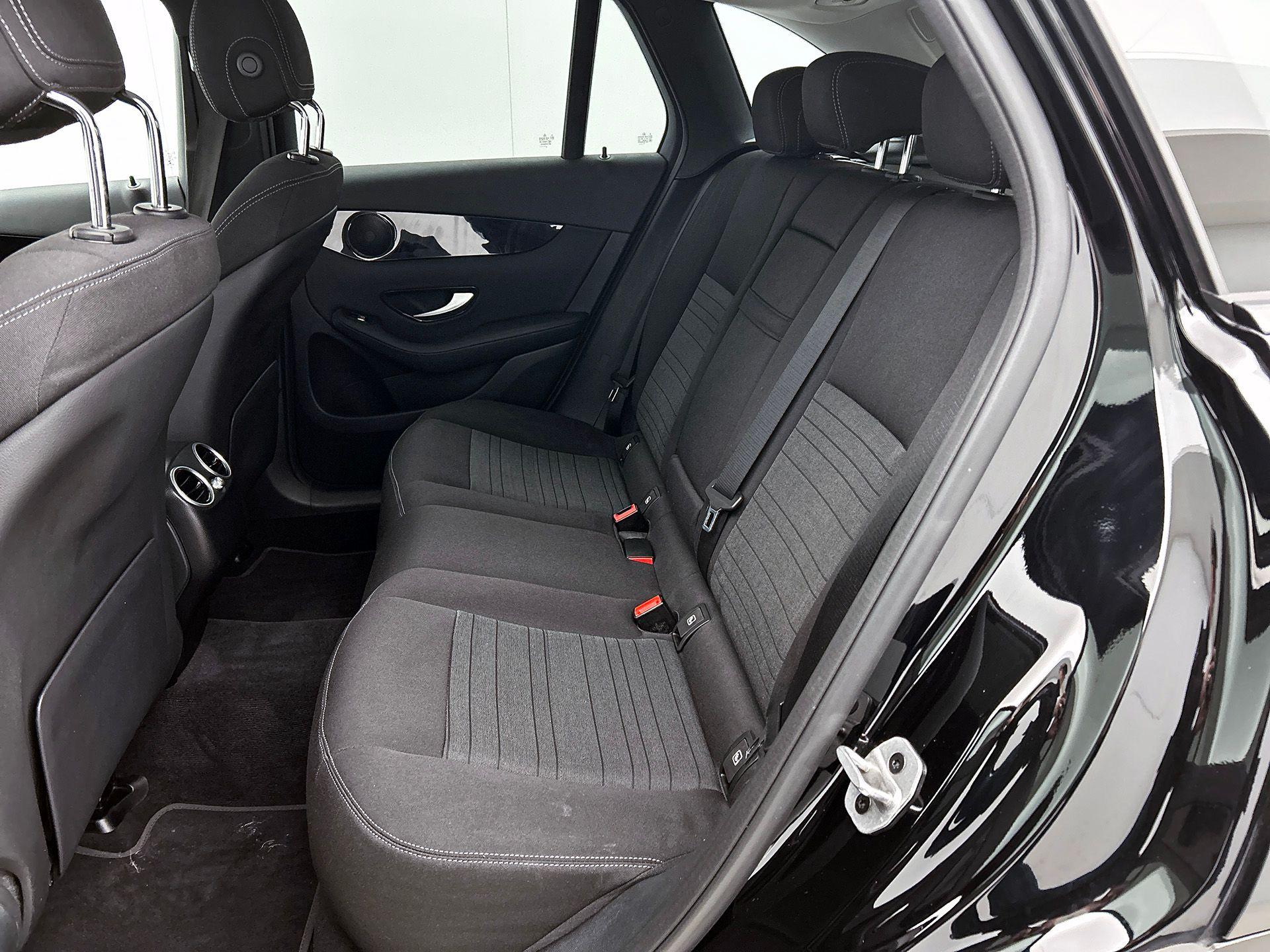 Foto van Mercedes-Benz GLC 300 E 4Matic