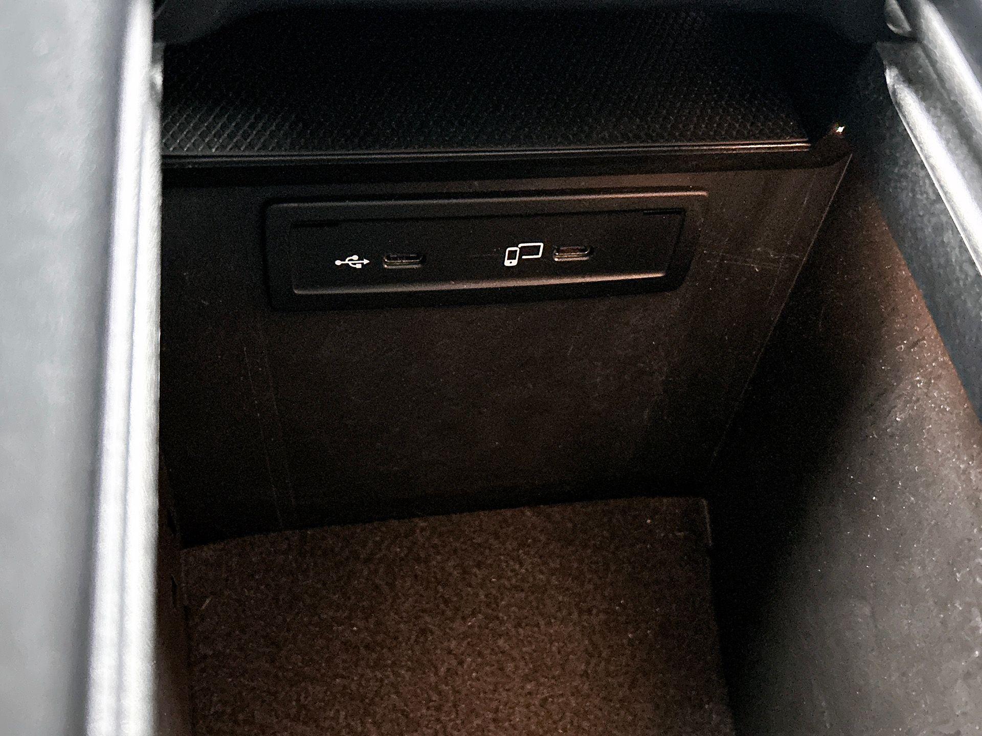 Foto van Mercedes-Benz GLC 300 E 4Matic