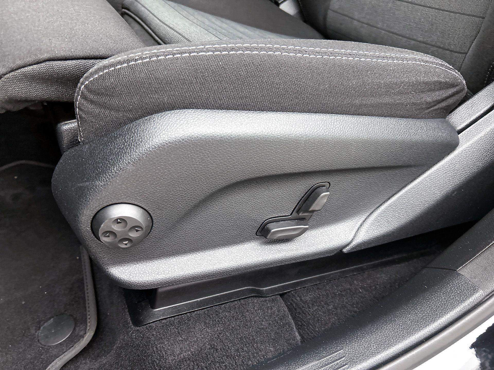Foto van Mercedes-Benz GLC 300 E 4Matic