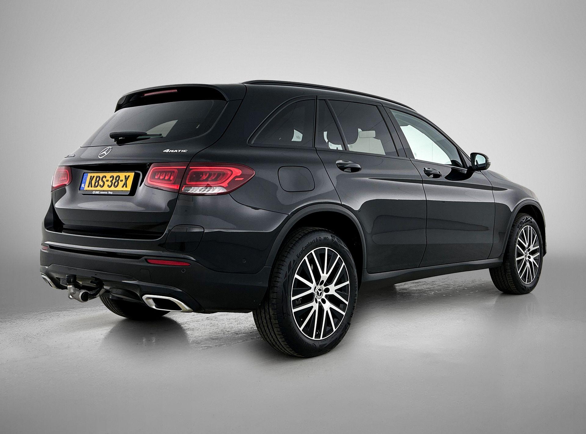 Foto van Mercedes-Benz GLC 300 E 4Matic