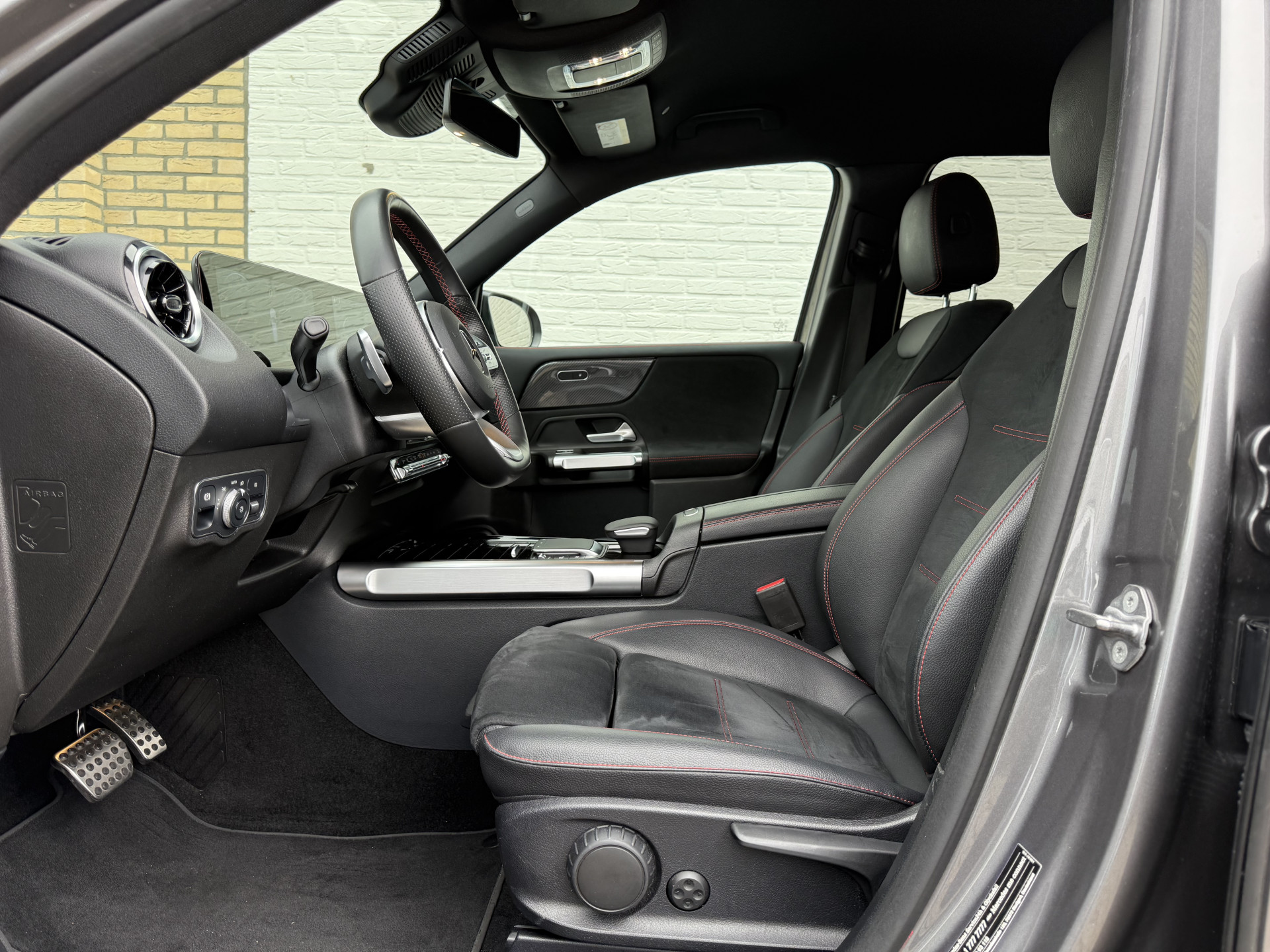 Foto van Mercedes-Benz GLB