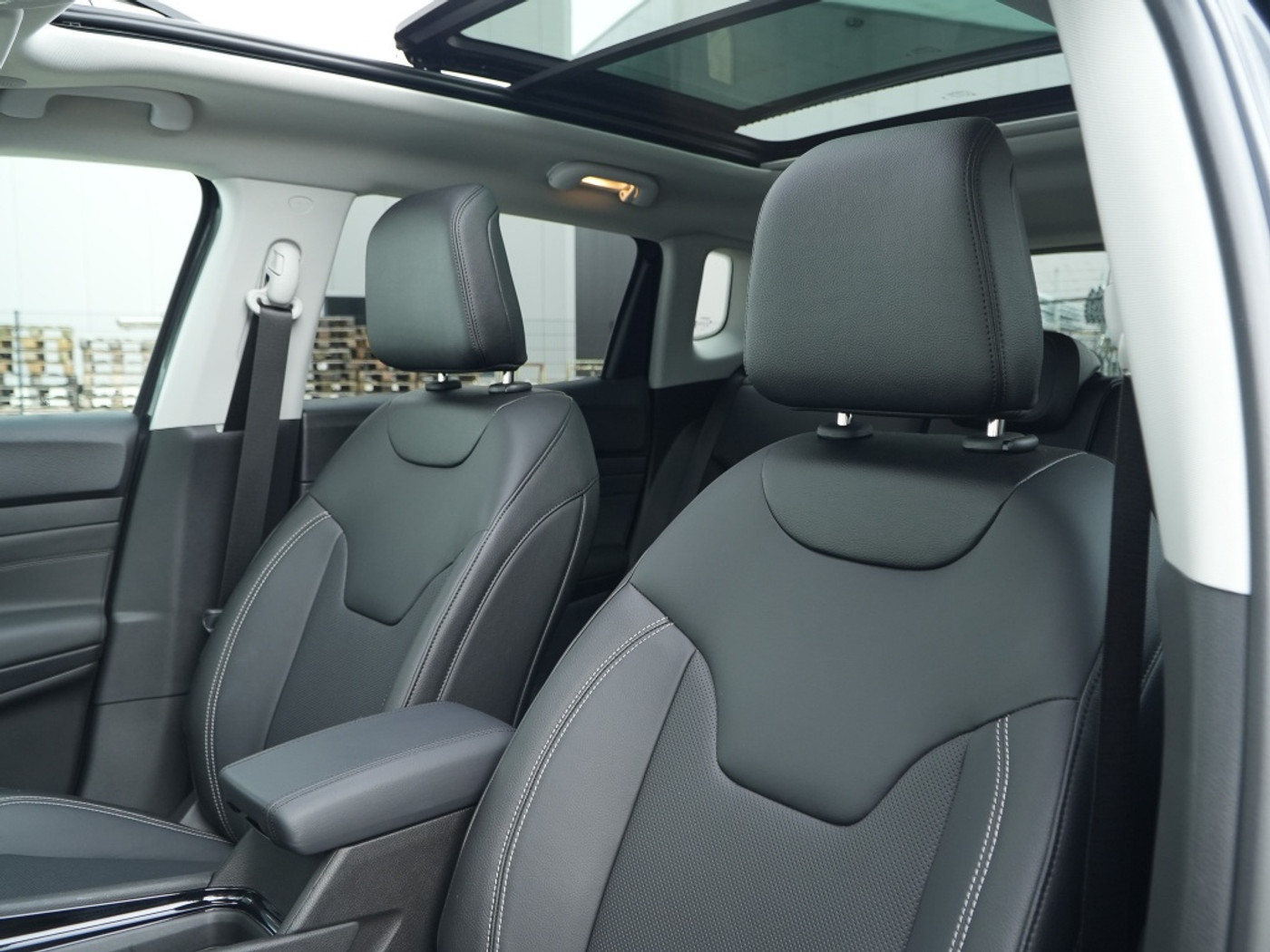 Foto van Jeep Compass