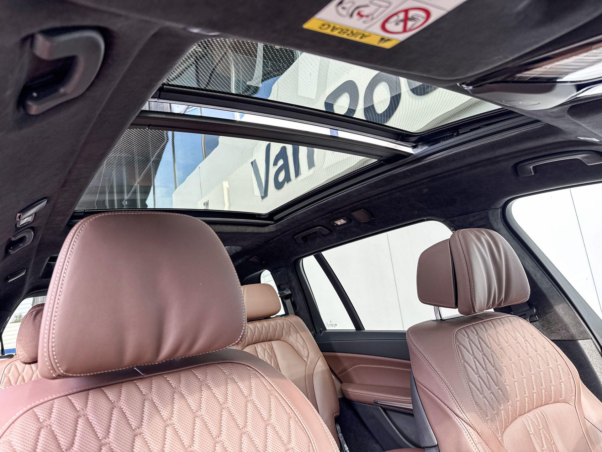 Foto van BMW X7 Xdrive40i