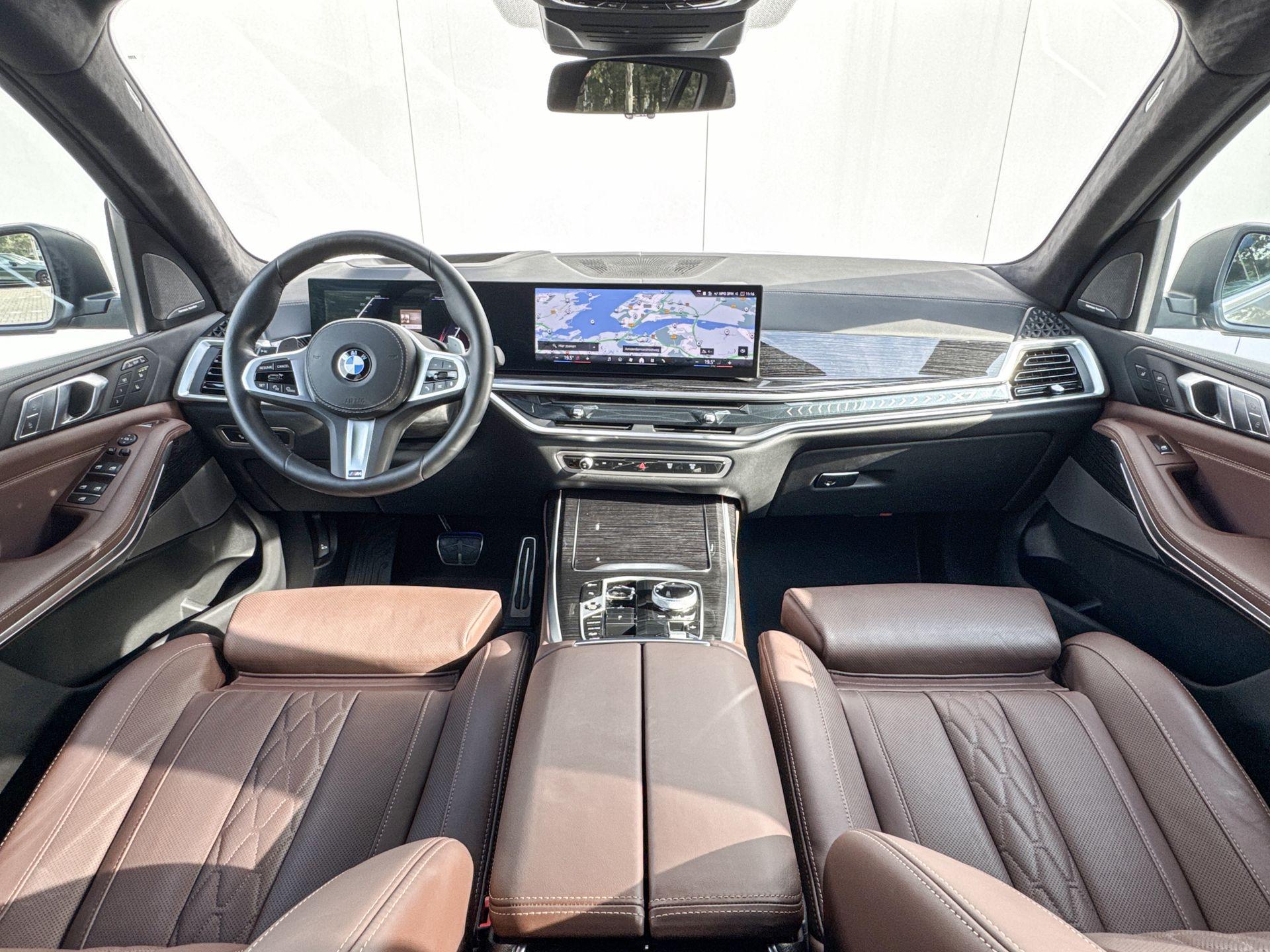 Foto van BMW X7 Xdrive40i