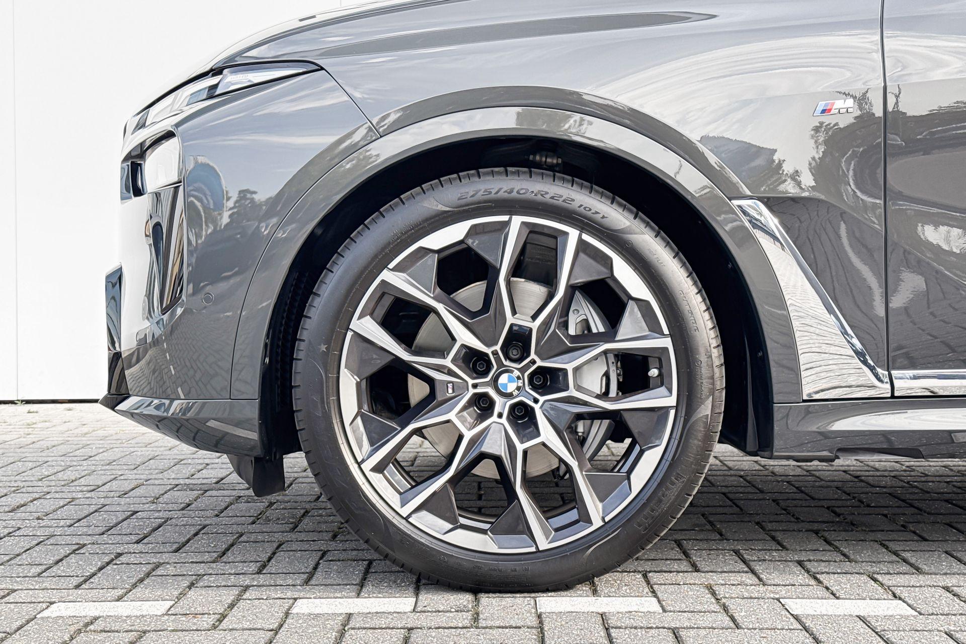 Foto van BMW X7 Xdrive40i