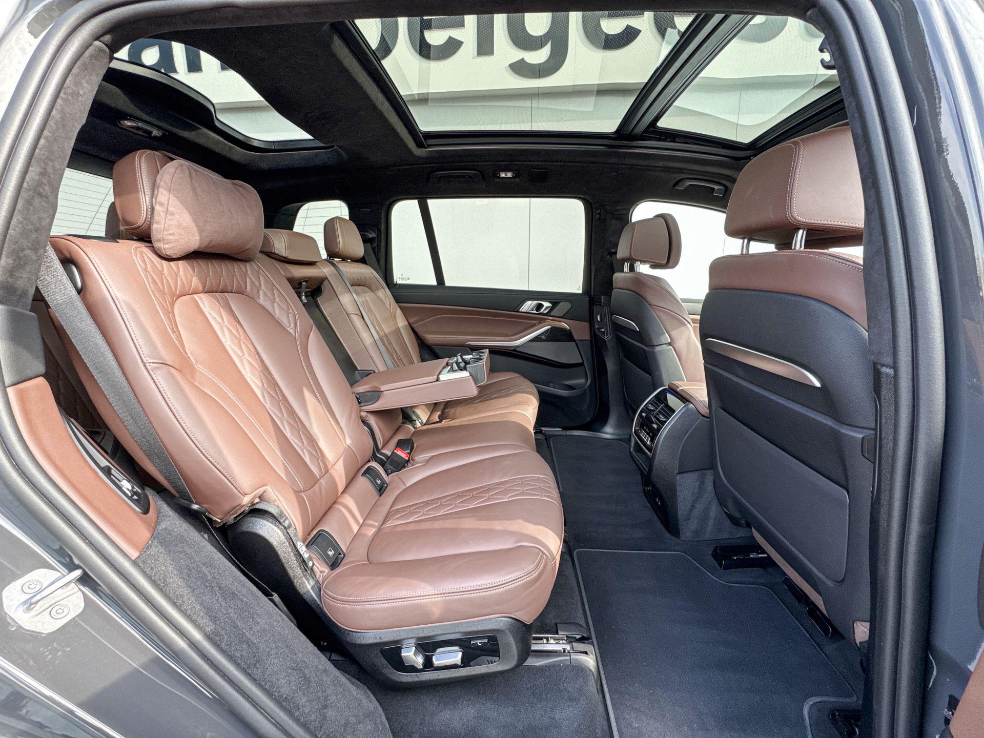 Foto van BMW X7 Xdrive40i
