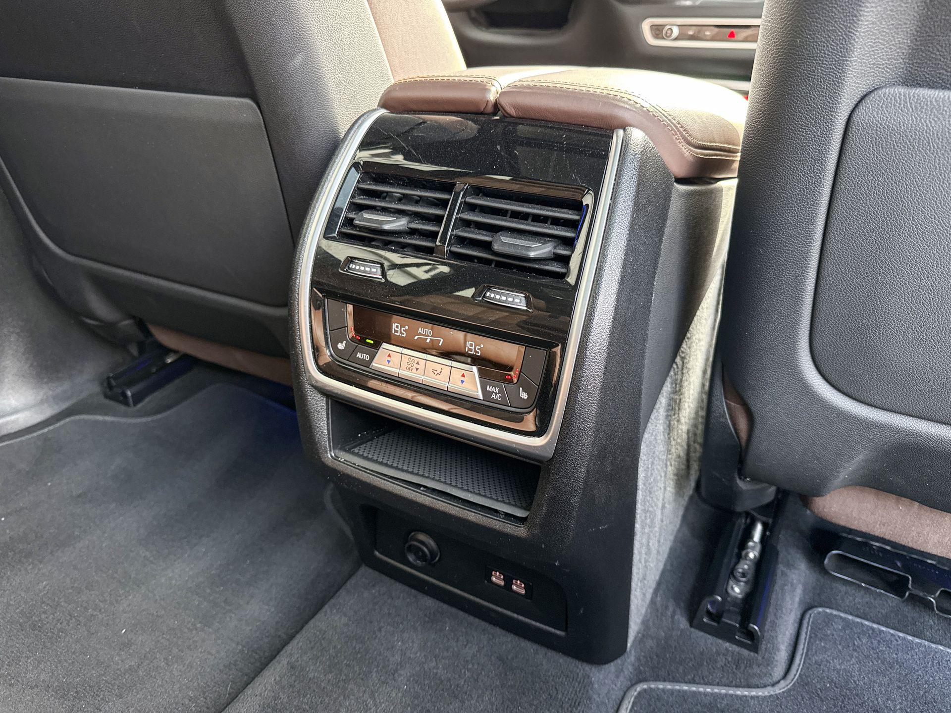 Foto van BMW X7 Xdrive40i