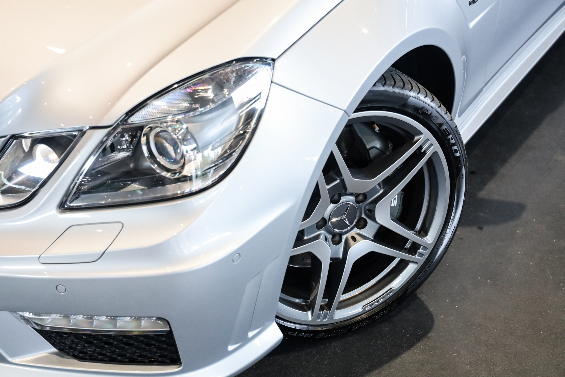 Foto van Mercedes-Benz E 63 AMG