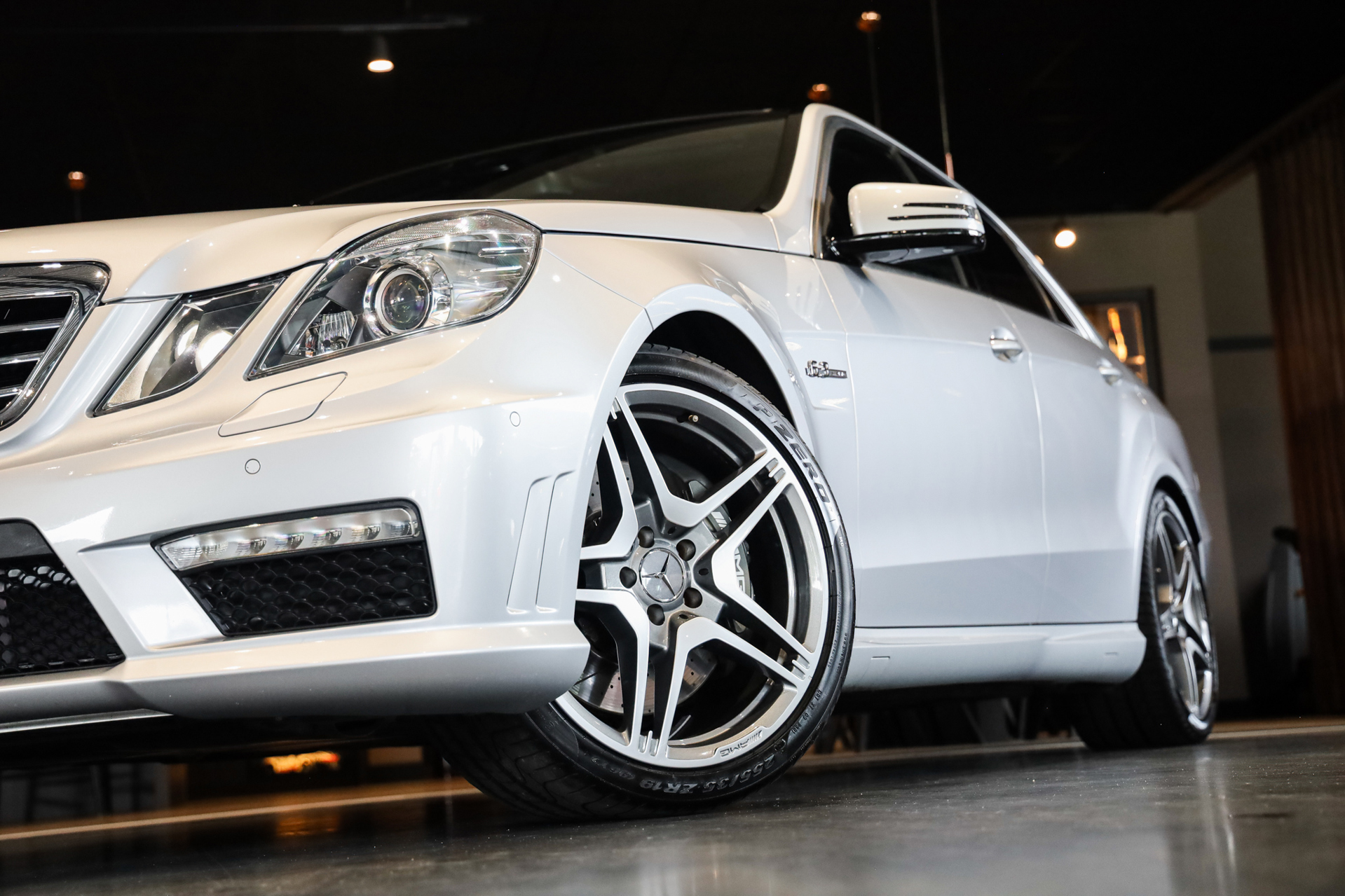 Foto van Mercedes-Benz E 63 AMG