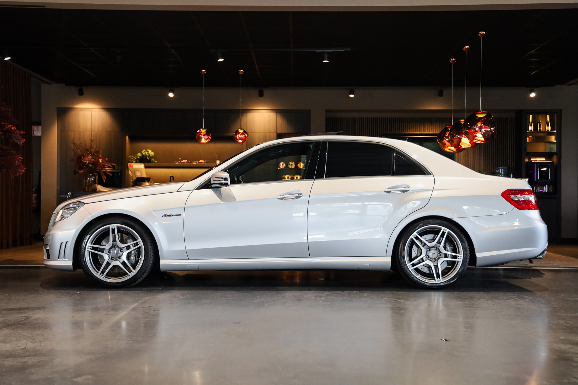 Foto van Mercedes-Benz E 63 AMG