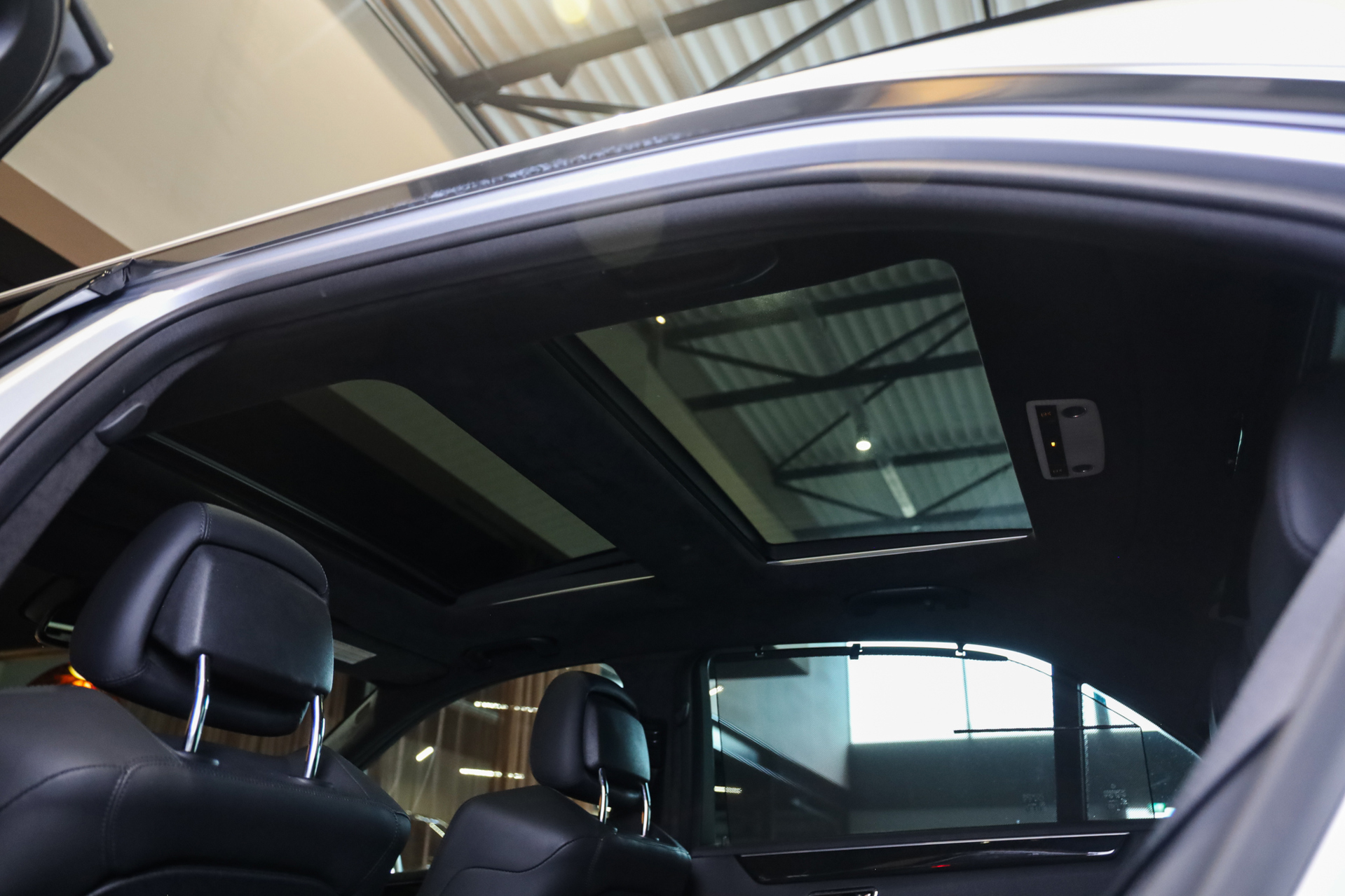 Foto van Mercedes-Benz E 63 AMG