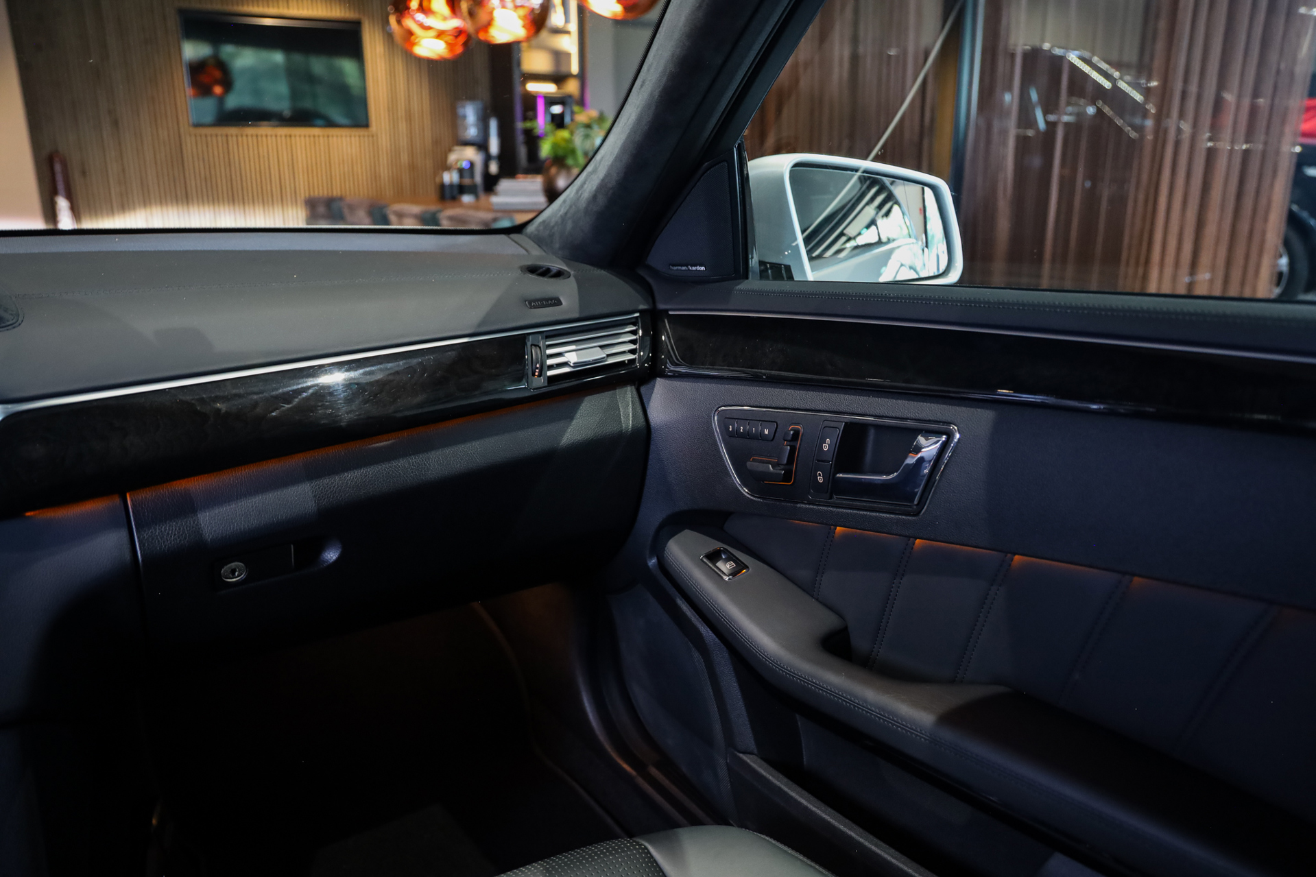Foto van Mercedes-Benz E 63 AMG