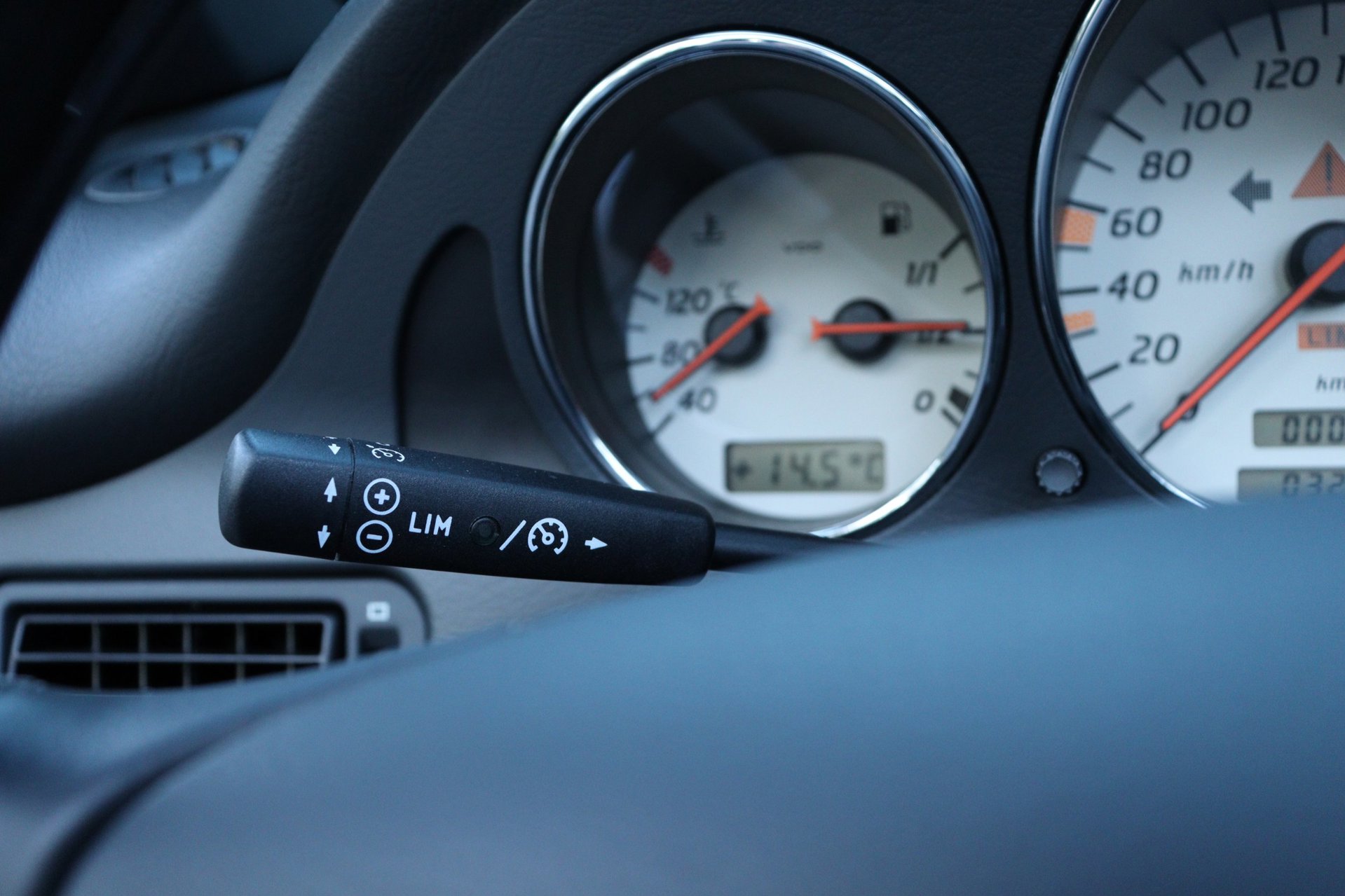 Foto van Mercedes-Benz SLK 320