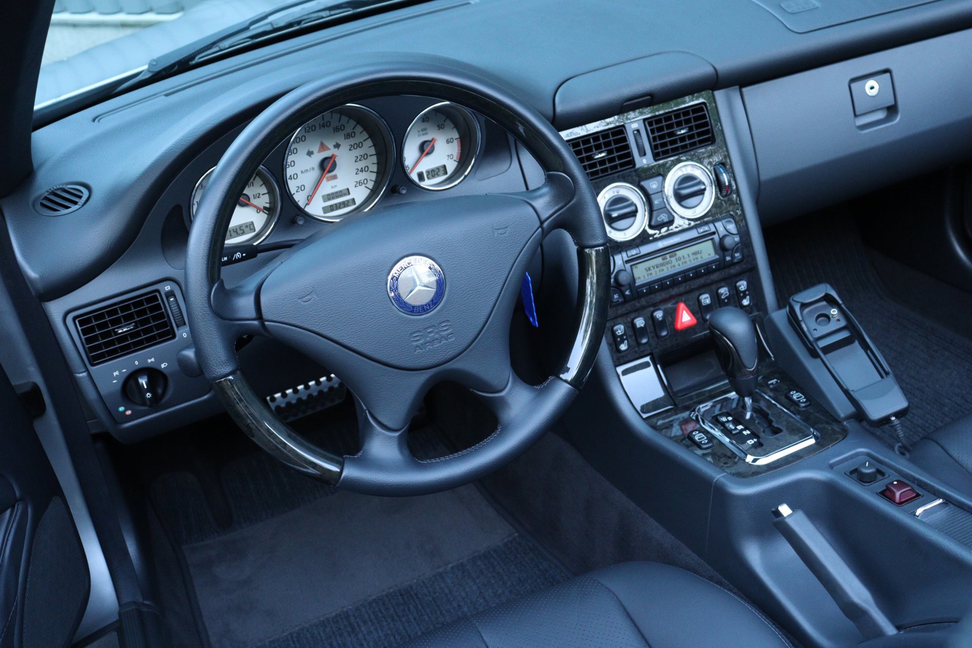 Foto van Mercedes-Benz SLK 320