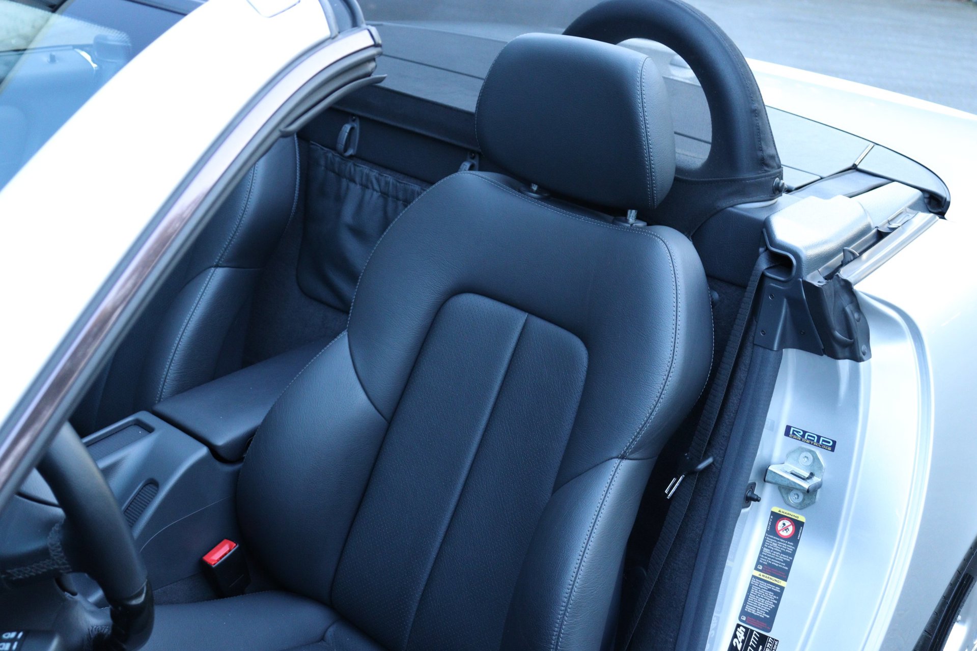 Foto van Mercedes-Benz SLK 320