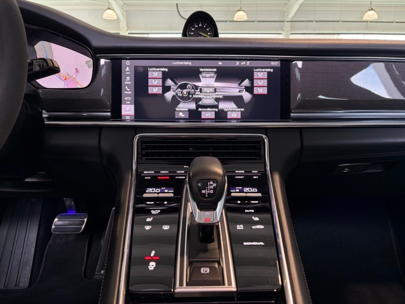 Foto van Porsche Panamera Turbo S E-hybrid
