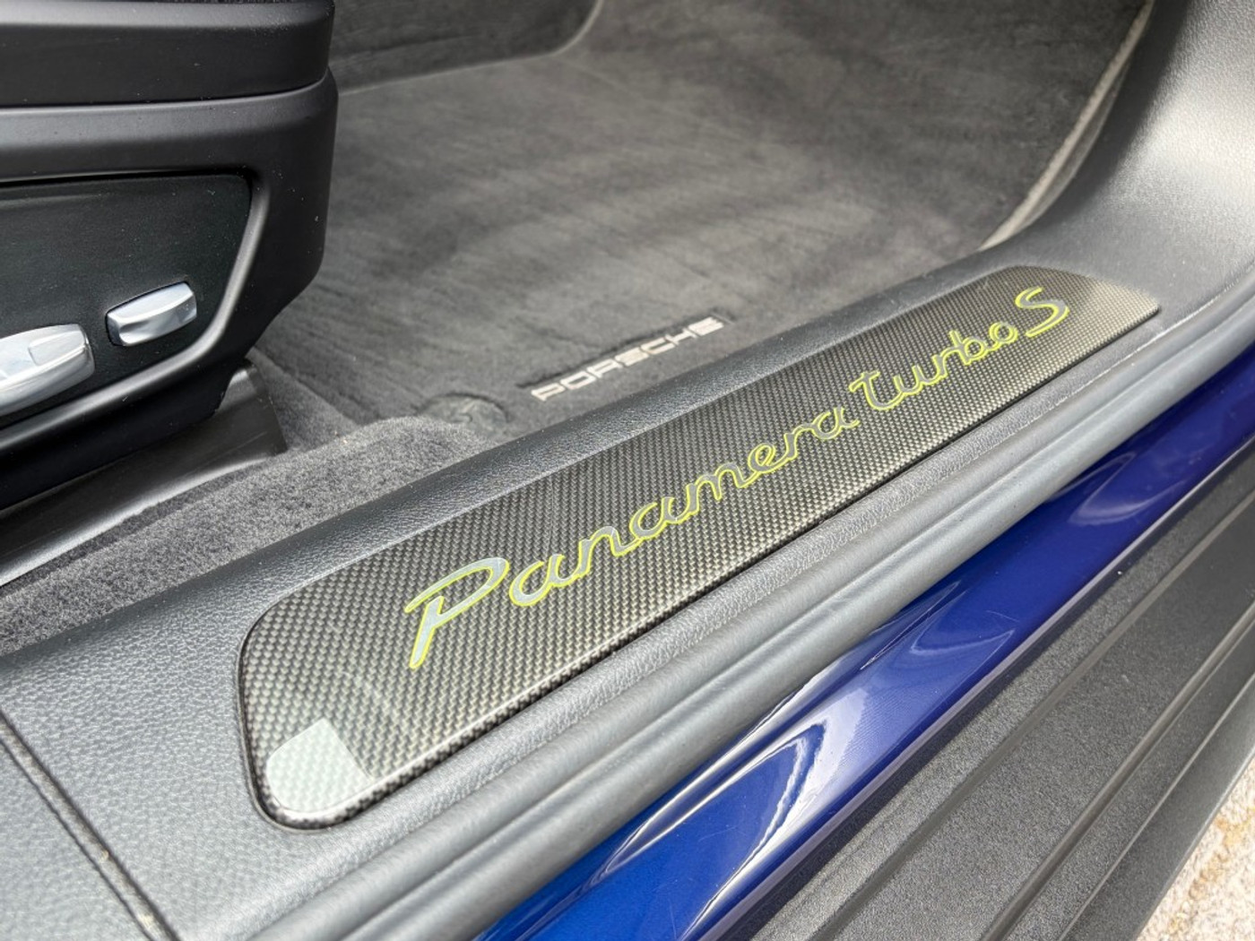 Foto van Porsche Panamera Turbo S E-hybrid