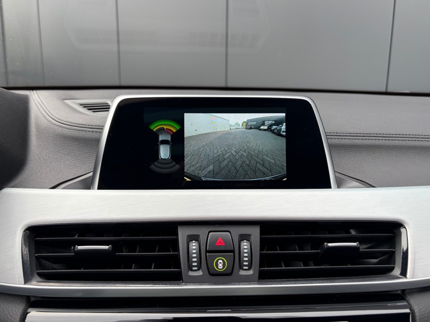 Foto van BMW X2 Sdrive18i