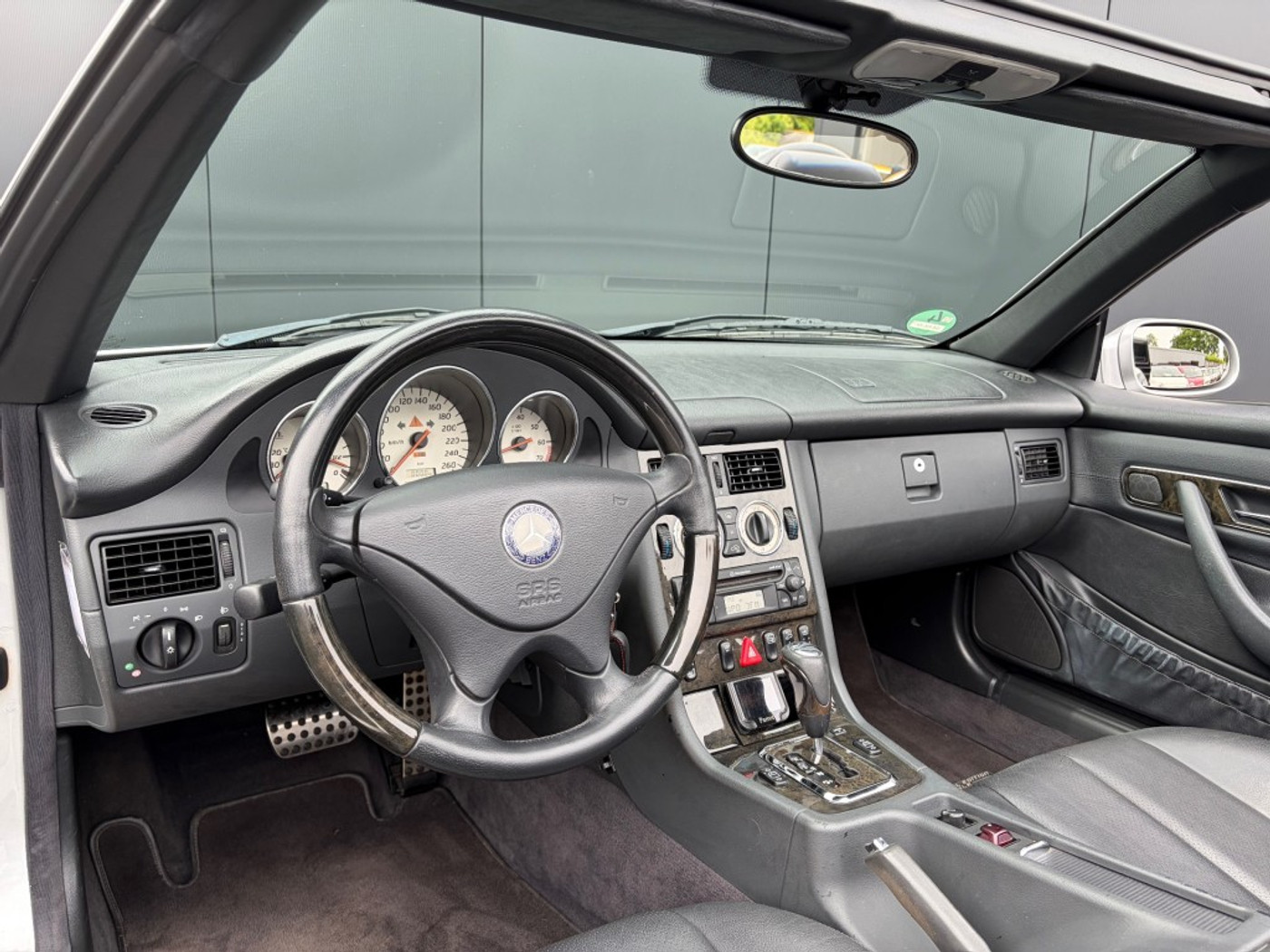 Foto van Mercedes-Benz SLK 200 Kompressor
