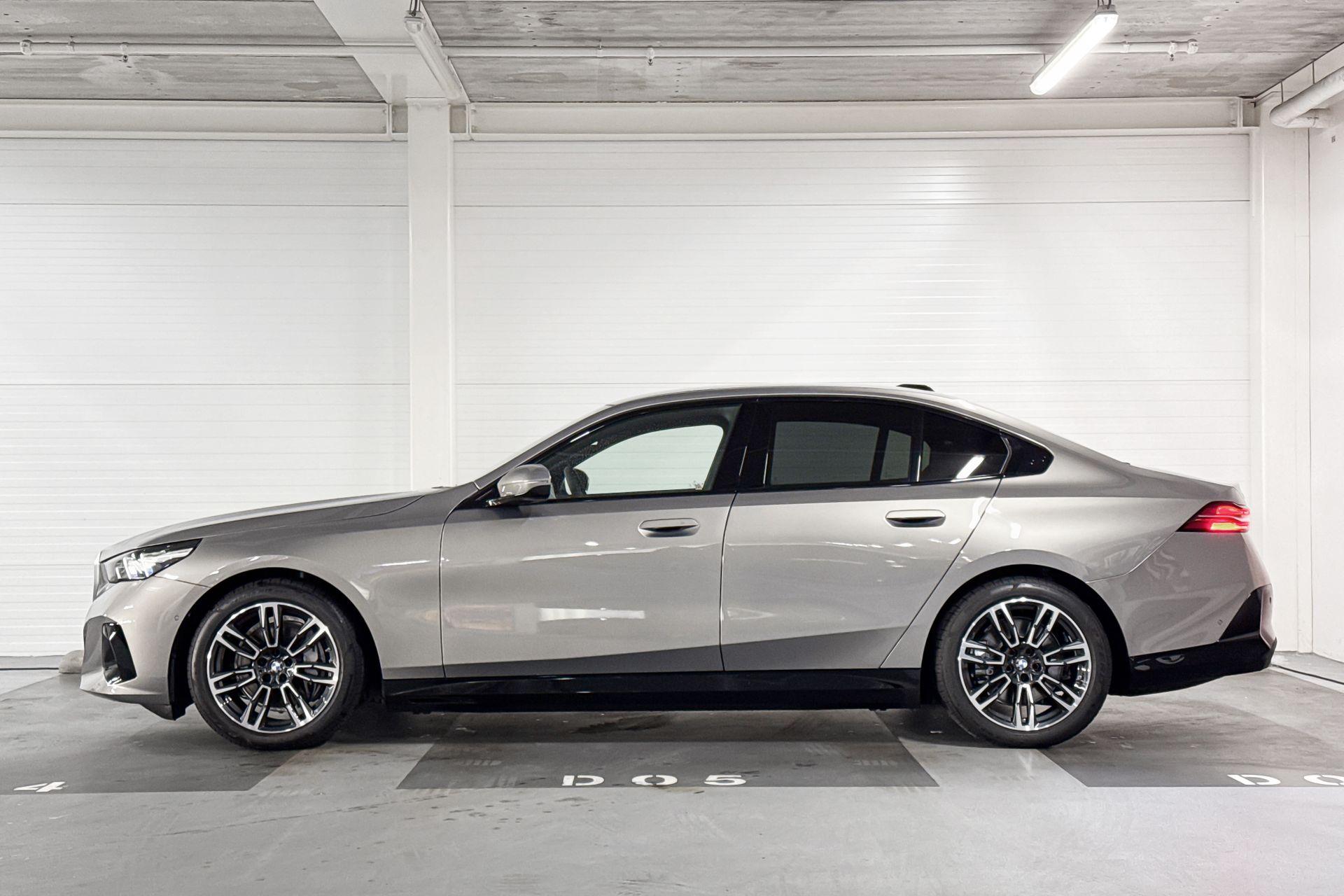 Foto van BMW I5 Edrive40