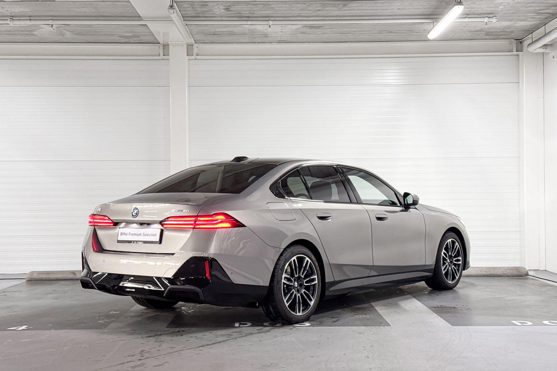 Foto van BMW I5 Edrive40