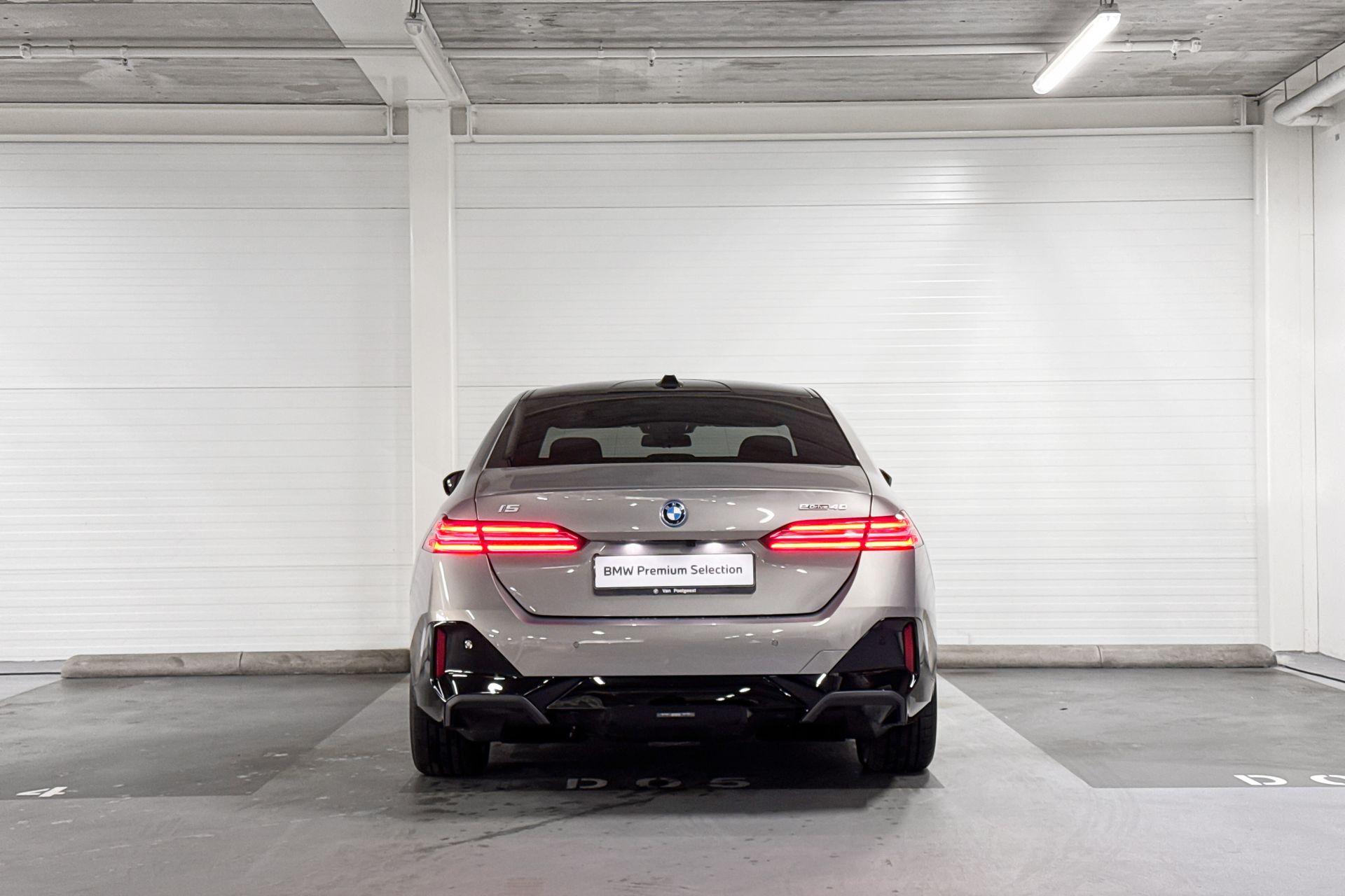 Foto van BMW I5 Edrive40