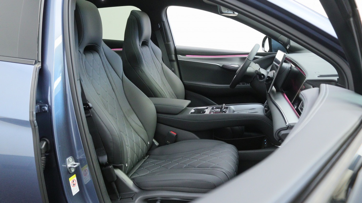 Foto van BYD BYD Sealion 7