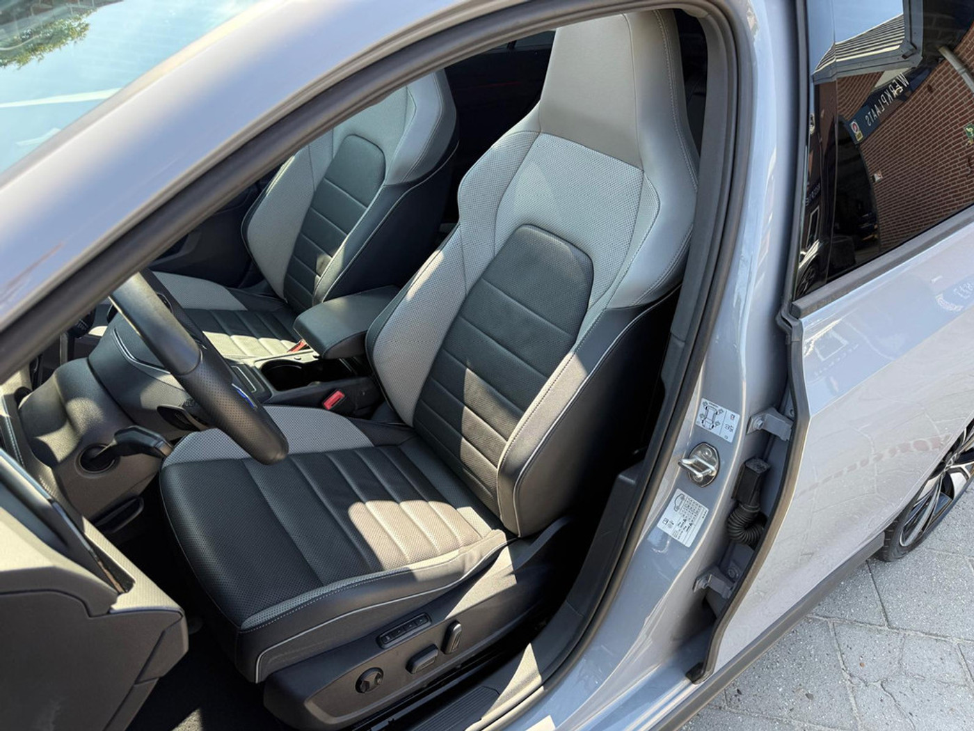 Foto van Volkswagen Golf GTE