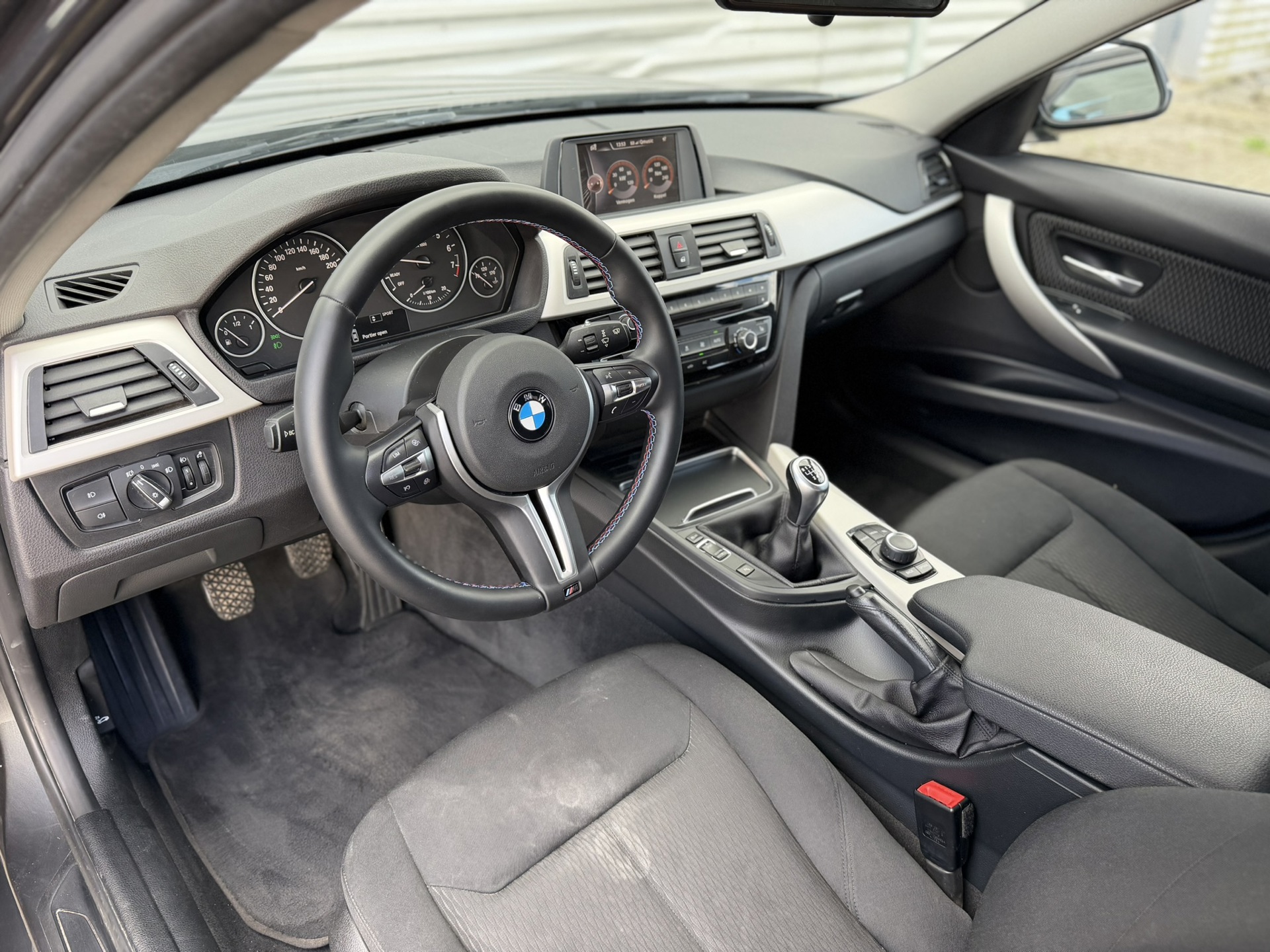 Foto van BMW 318i