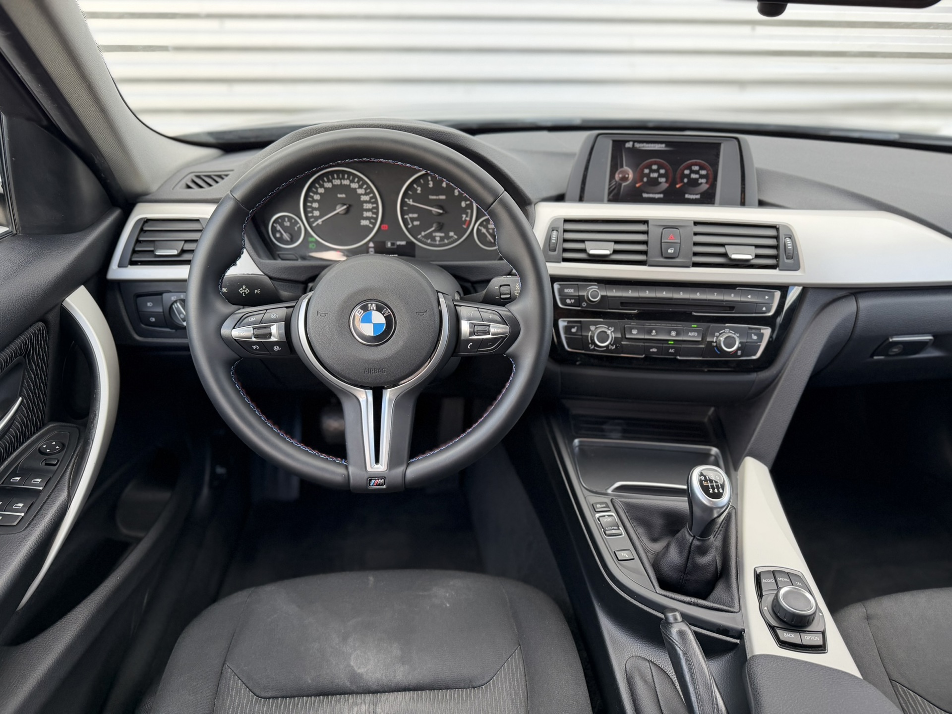 Foto van BMW 318i