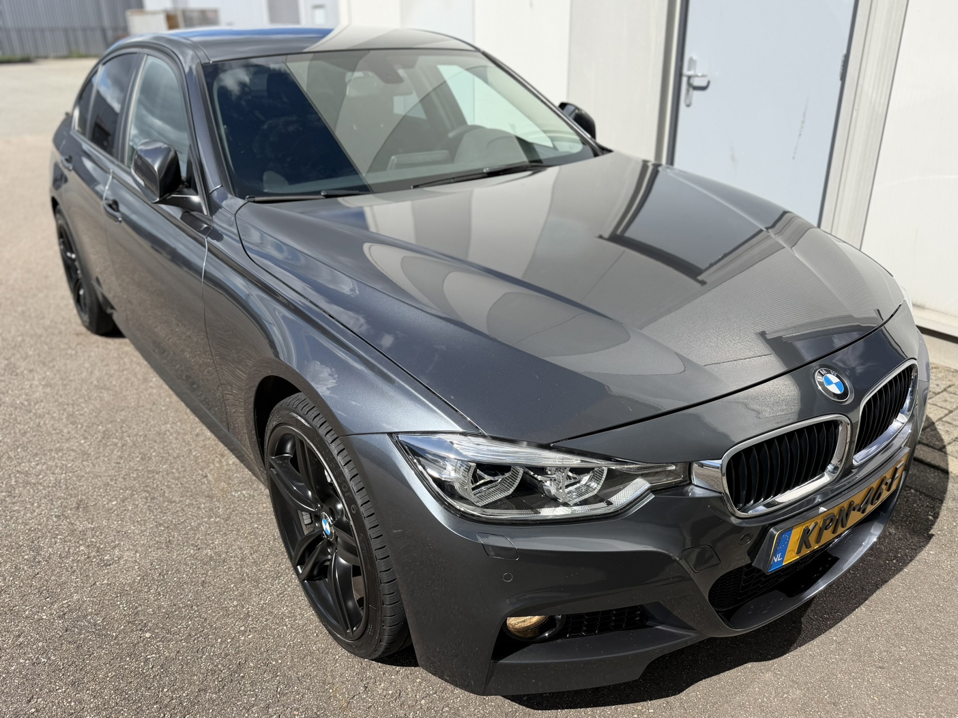 Foto van BMW 318i