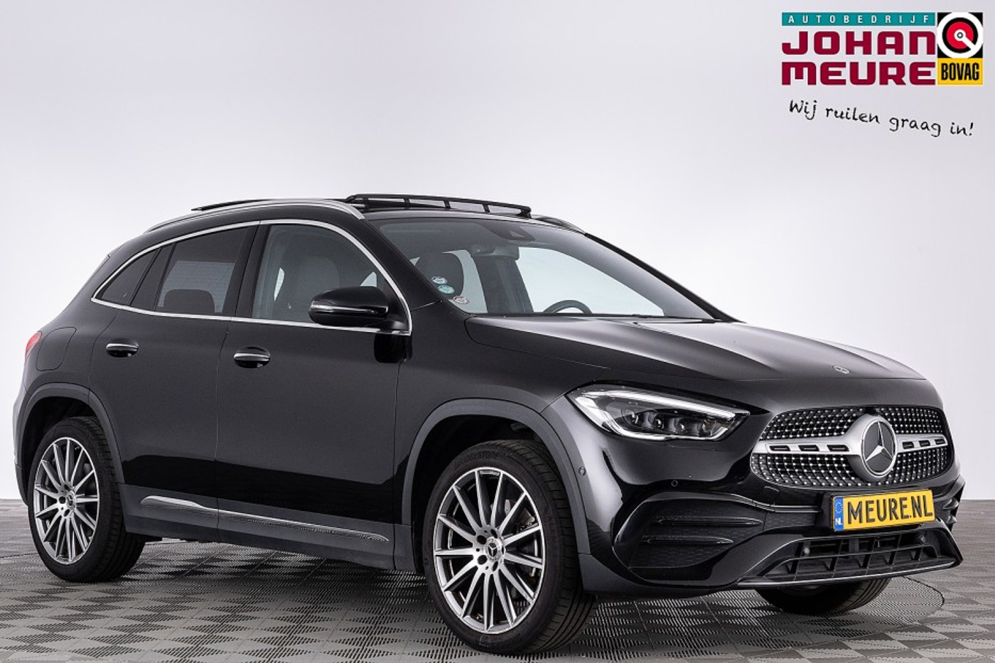 Mercedes-Benz Gla 250 e Premium Plus AMG | PANORAMADAK | LEDER | PHEV 2022 - voorkant