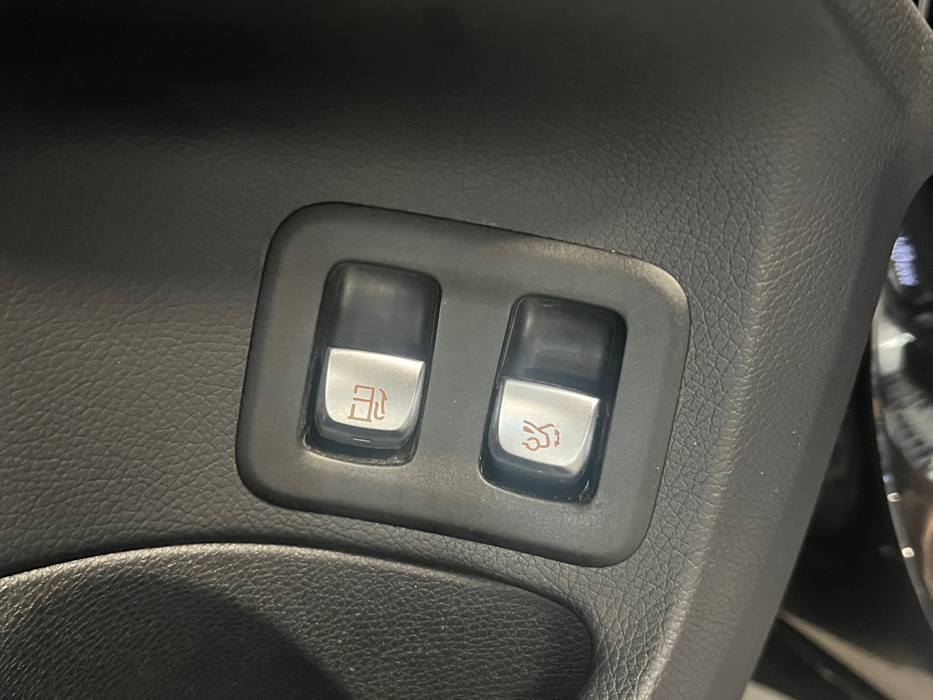 Foto van Mercedes-Benz C 300 E