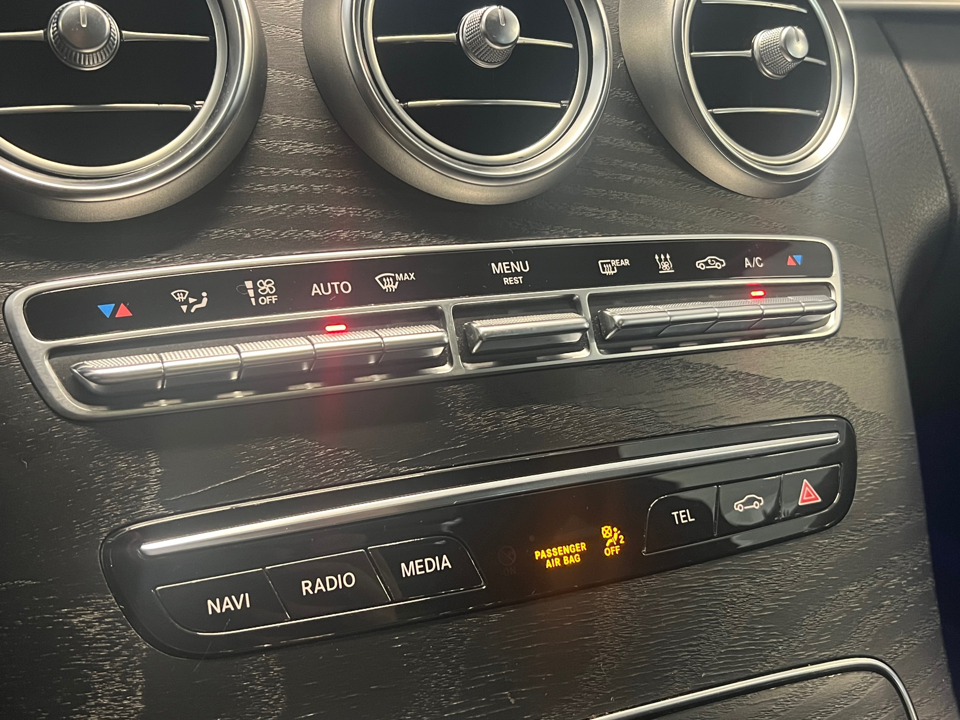 Foto van Mercedes-Benz C 300 E