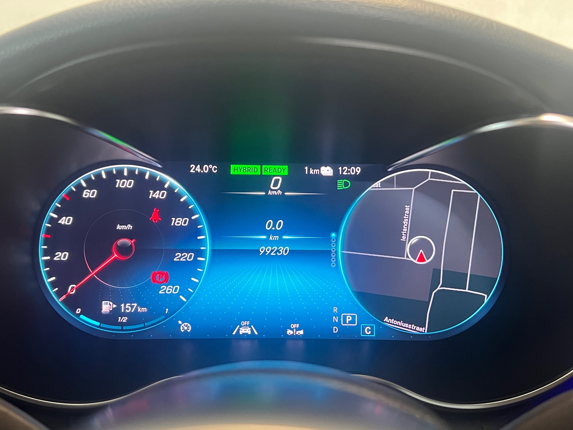 Foto van Mercedes-Benz C 300 E