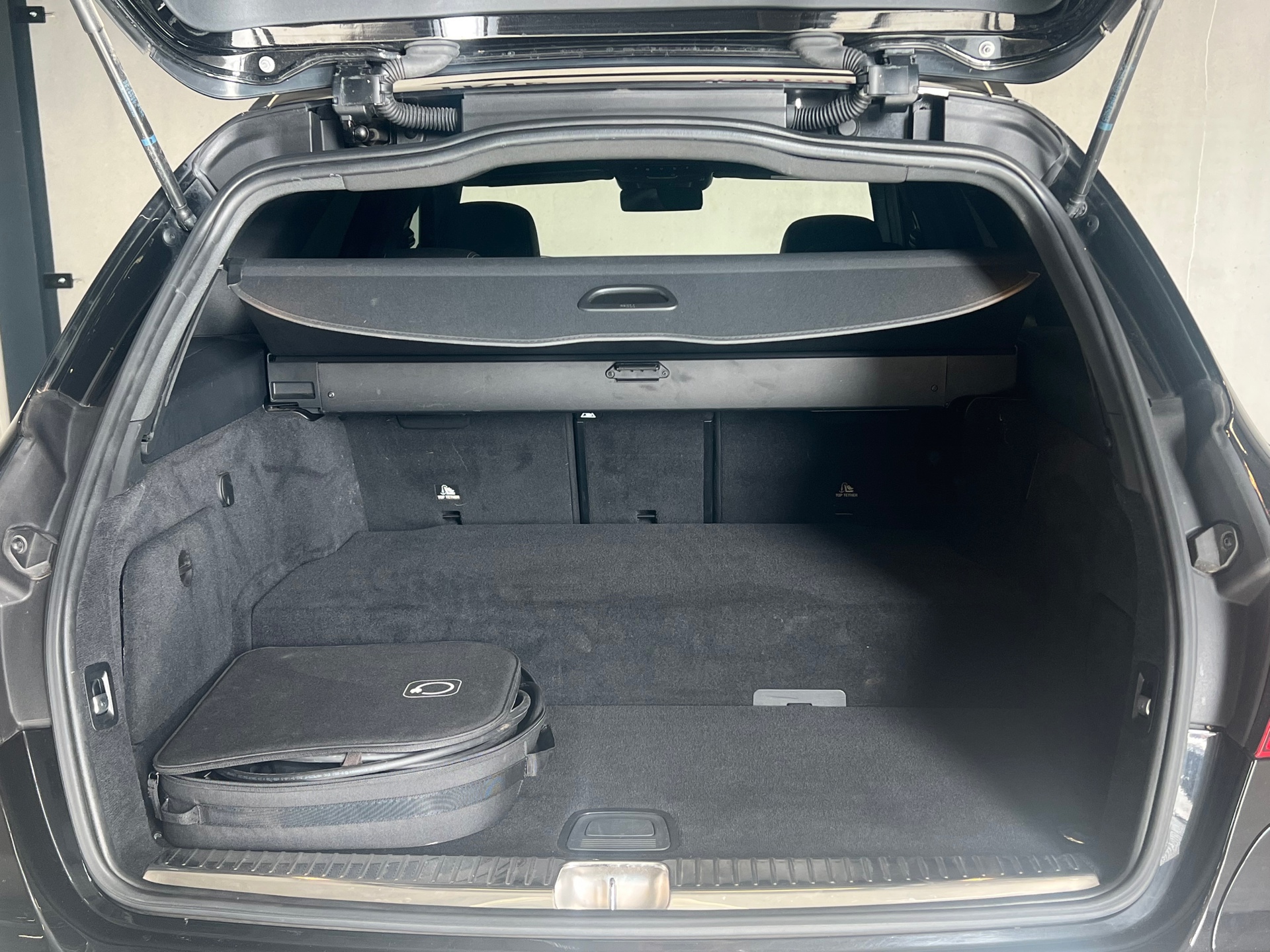 Foto van Mercedes-Benz C 300 E