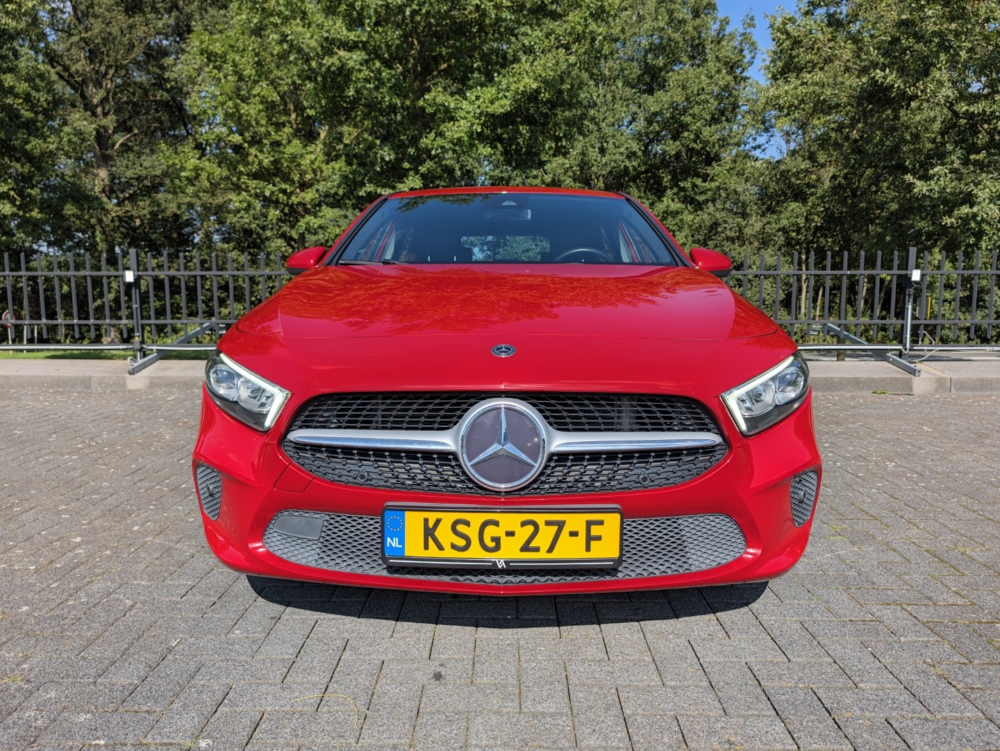 Foto van Mercedes-Benz A 200