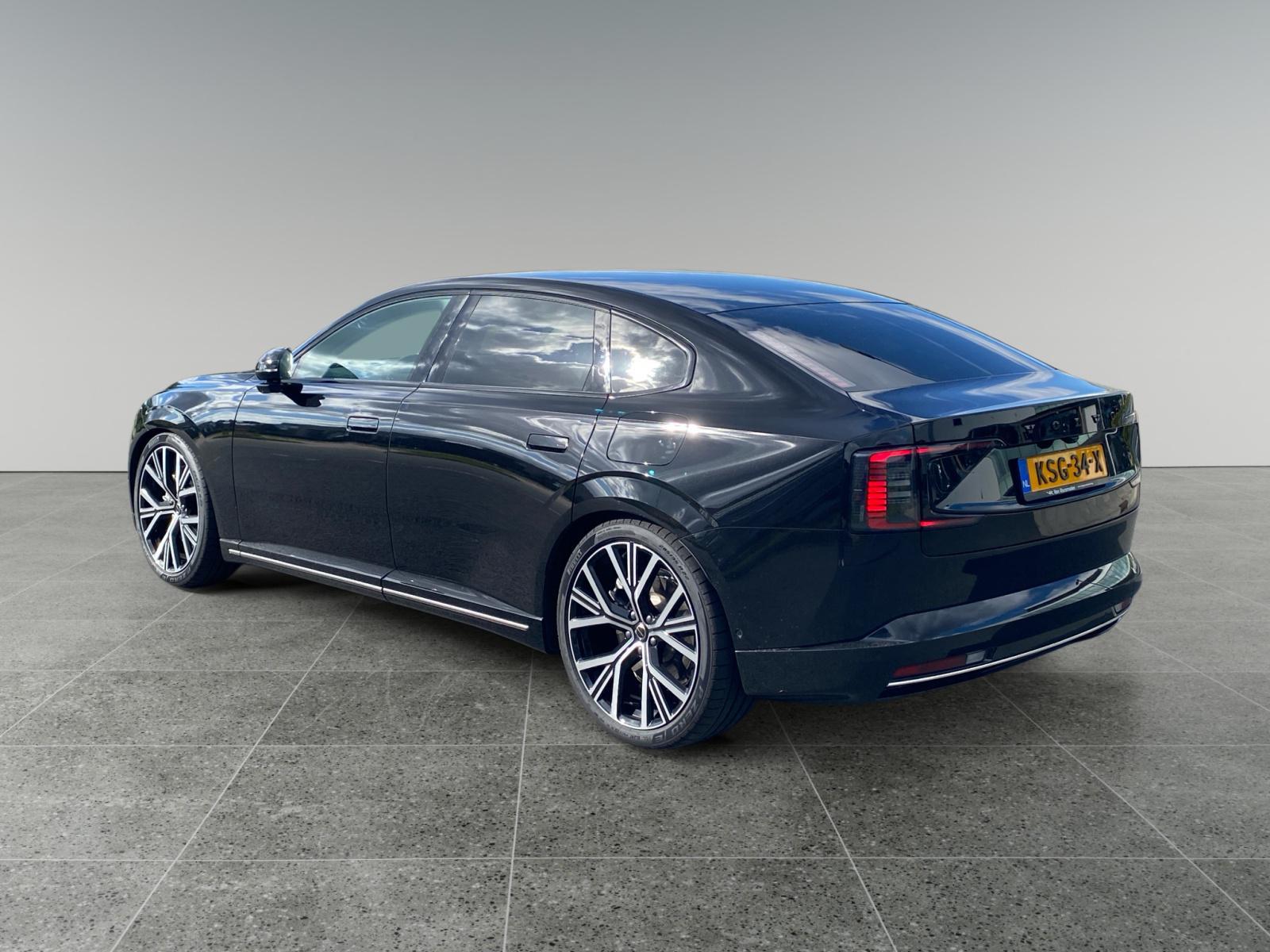 Foto van Volvo Es90