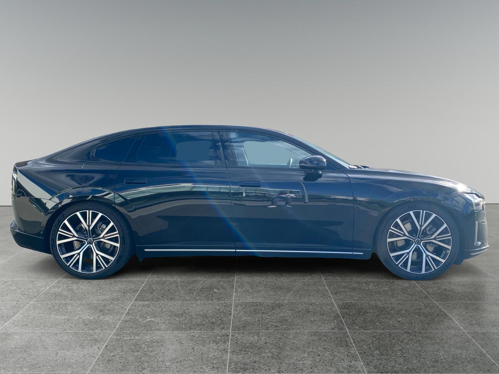 Foto van Volvo Es90