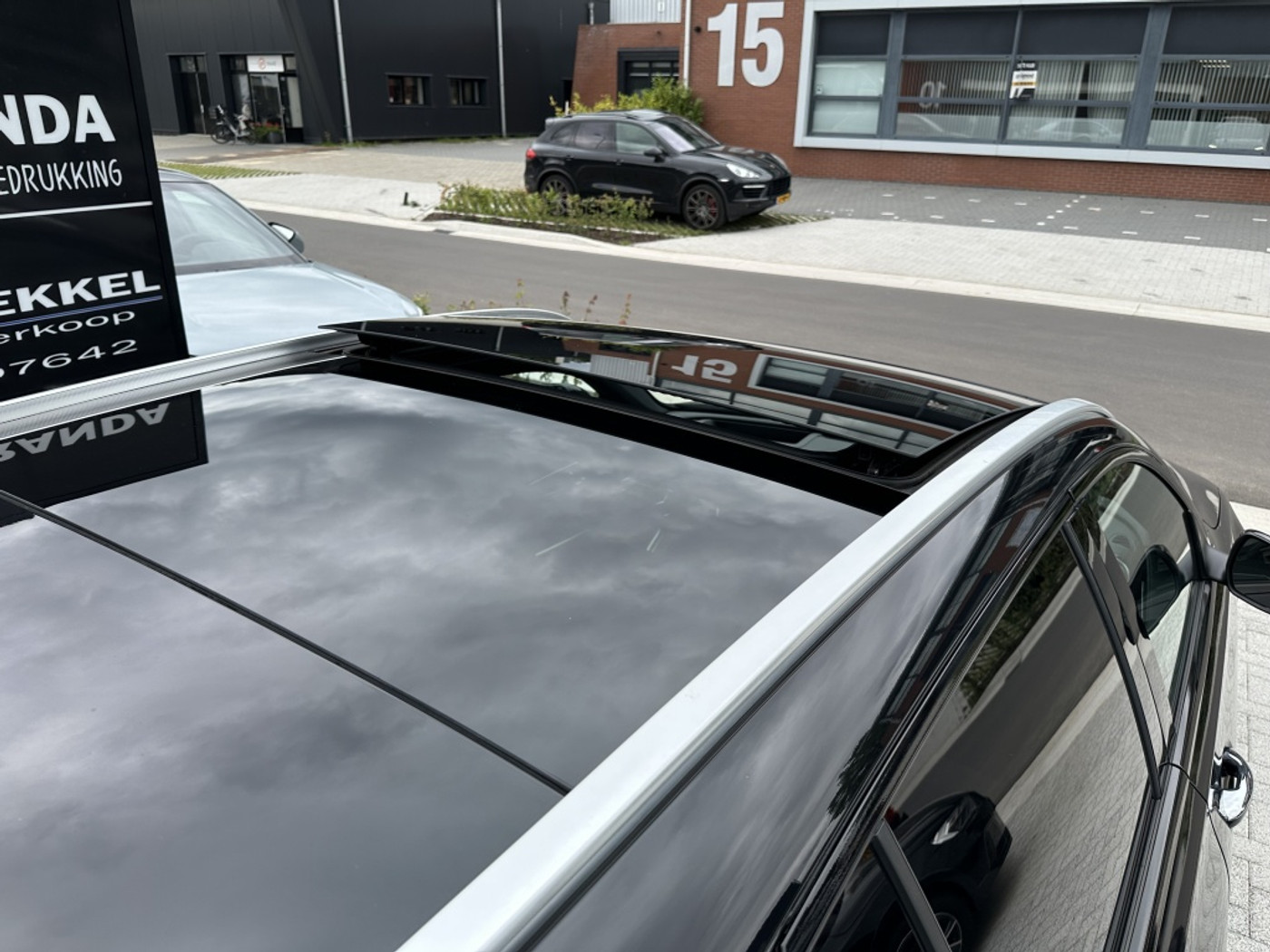 Foto van Mercedes-Benz C 300 E