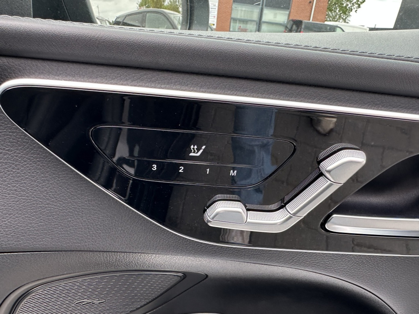 Foto van Mercedes-Benz C 300 E