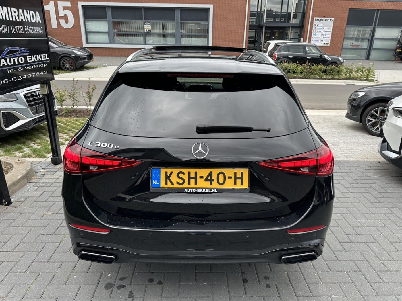 Foto van Mercedes-Benz C 300 E