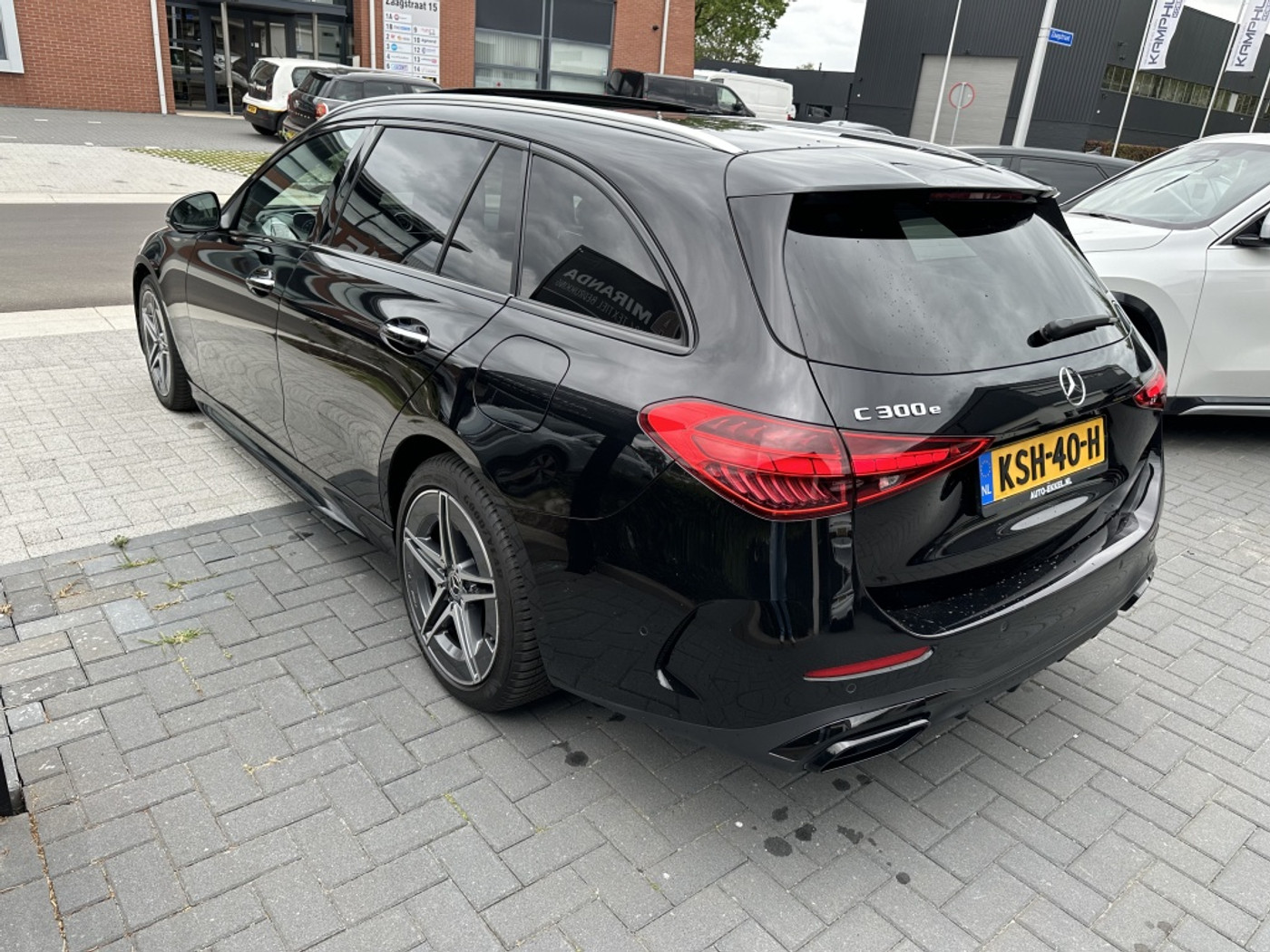 Foto van Mercedes-Benz C 300 E
