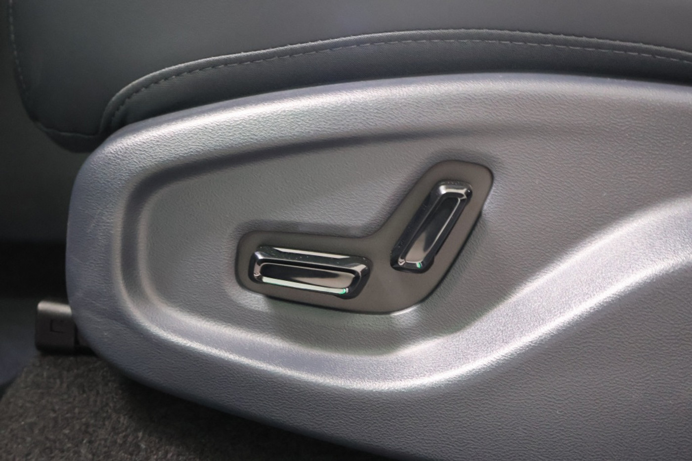 Foto van Geely Starray Em-i