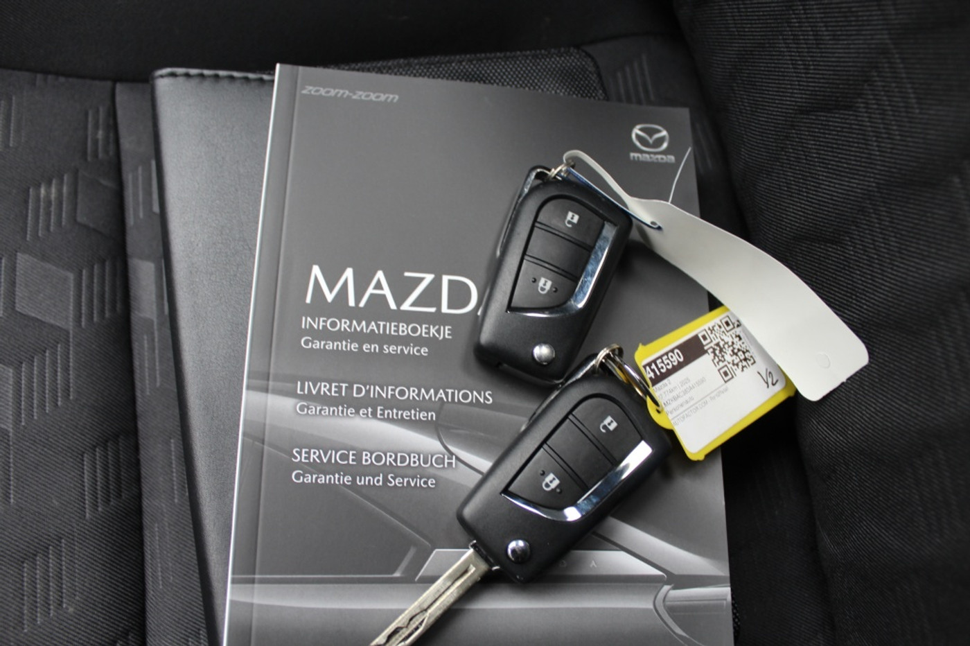 Foto van Mazda Mazda2 Hybrid