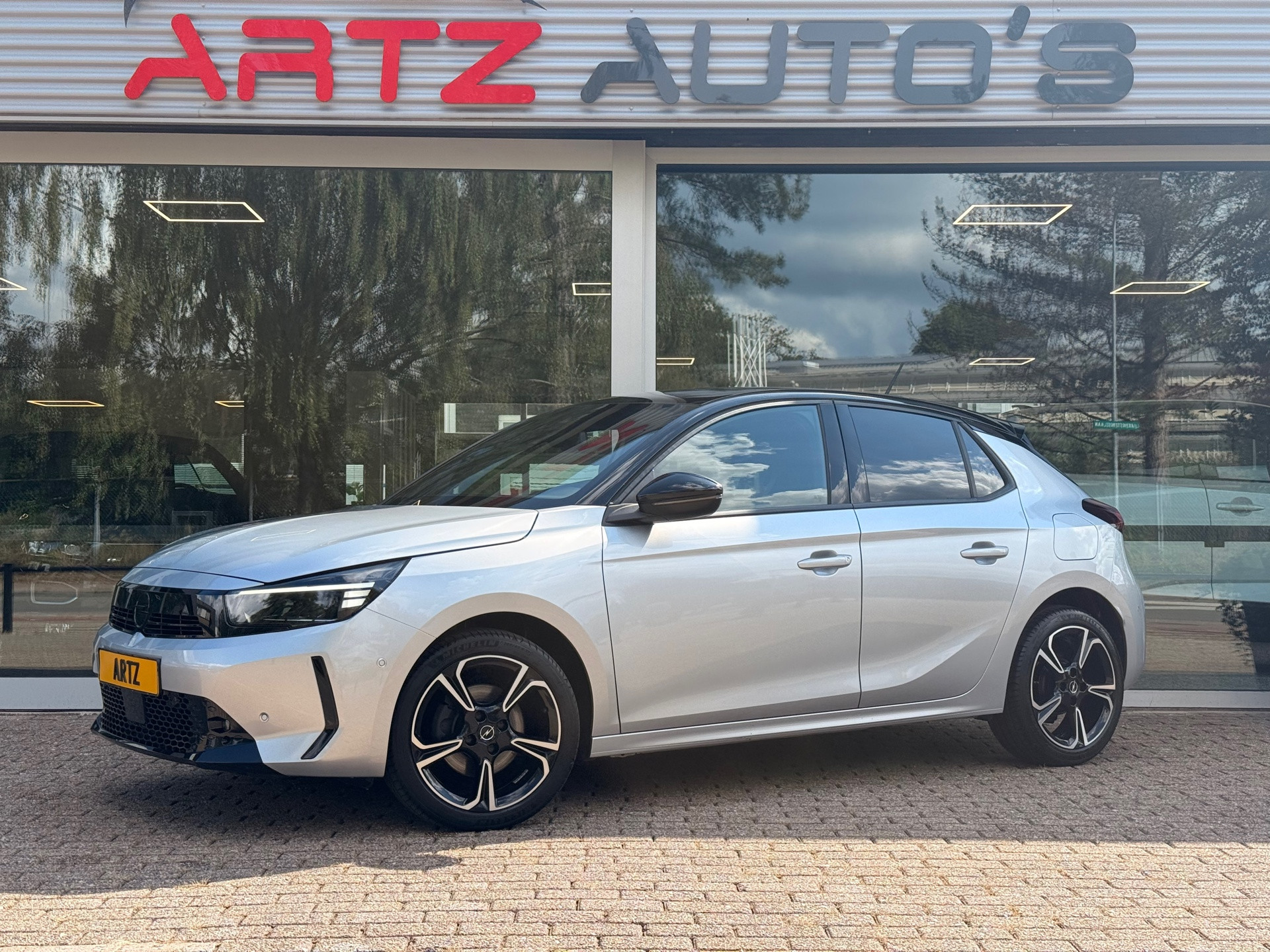 Opel Corsa 1.2 Turbo GS 100 PK Panoramadak l Technologie/Comfort-pakket 2024 - voorkant